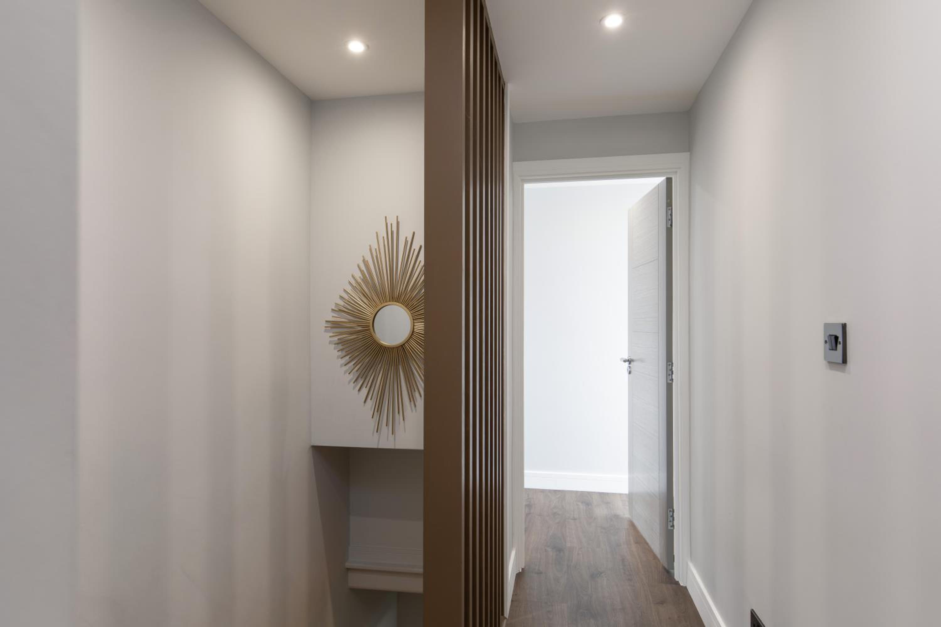 Centre London Flat 2BDR AC Sleeps 4 Family Only