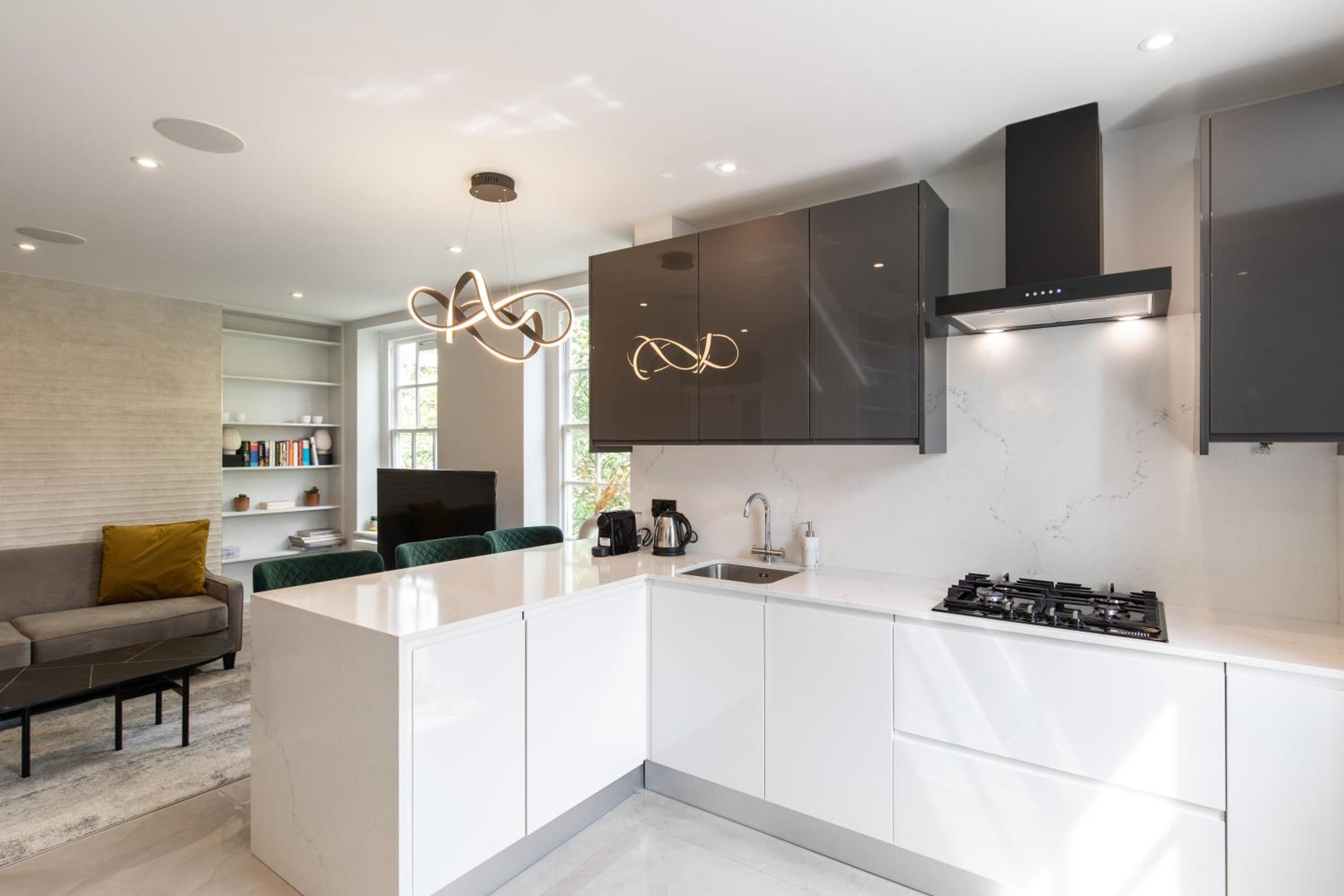 Centre London Flat 2BDR AC Sleeps 4 Family Only