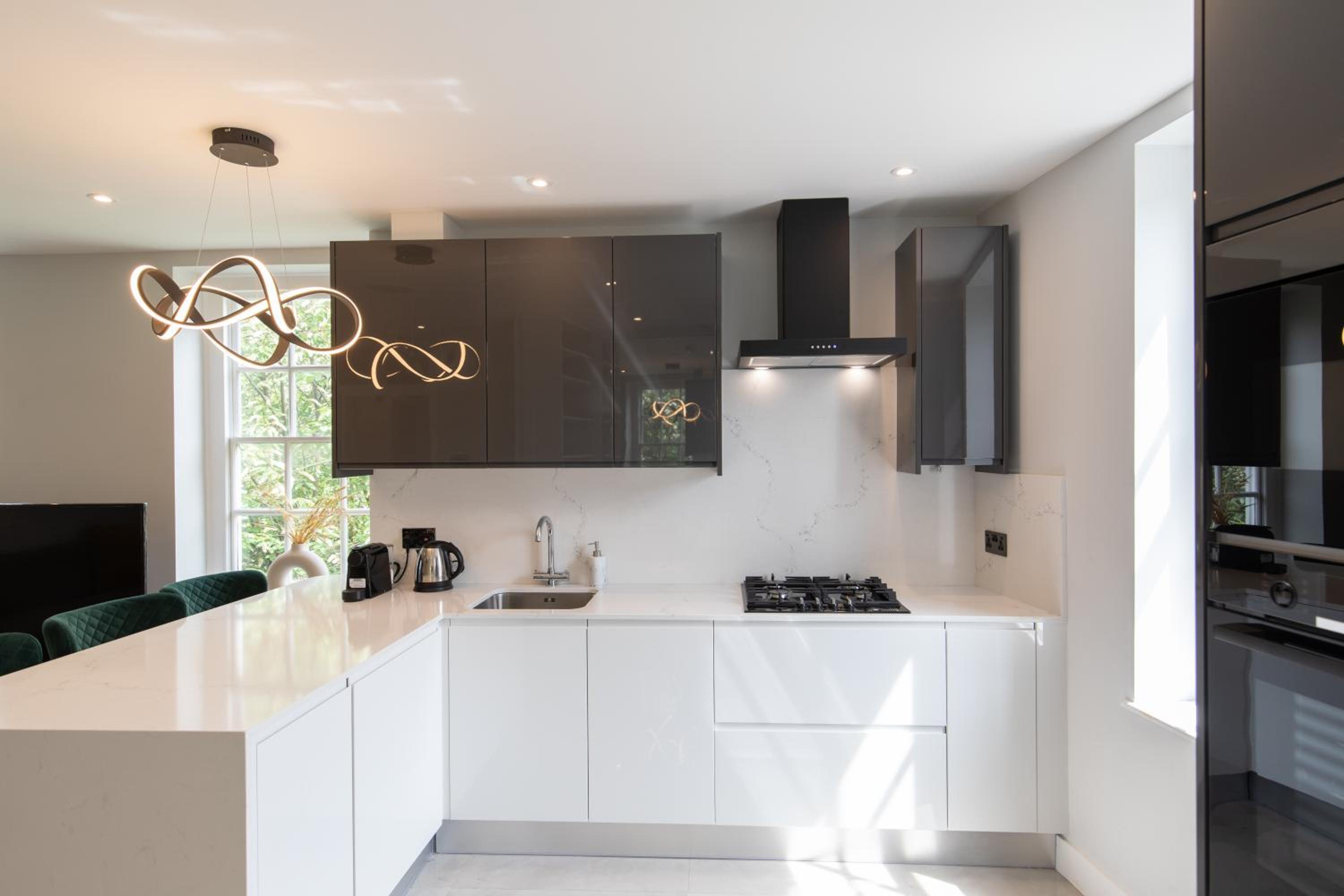 Centre London Flat 2BDR AC Sleeps 4 Family Only