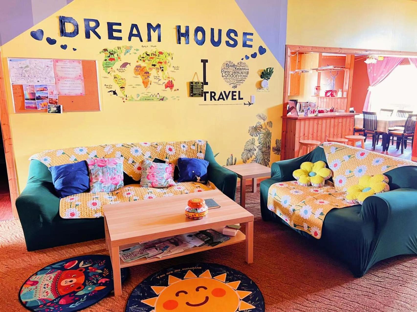 Sarah's dreamhouse B&B view 3