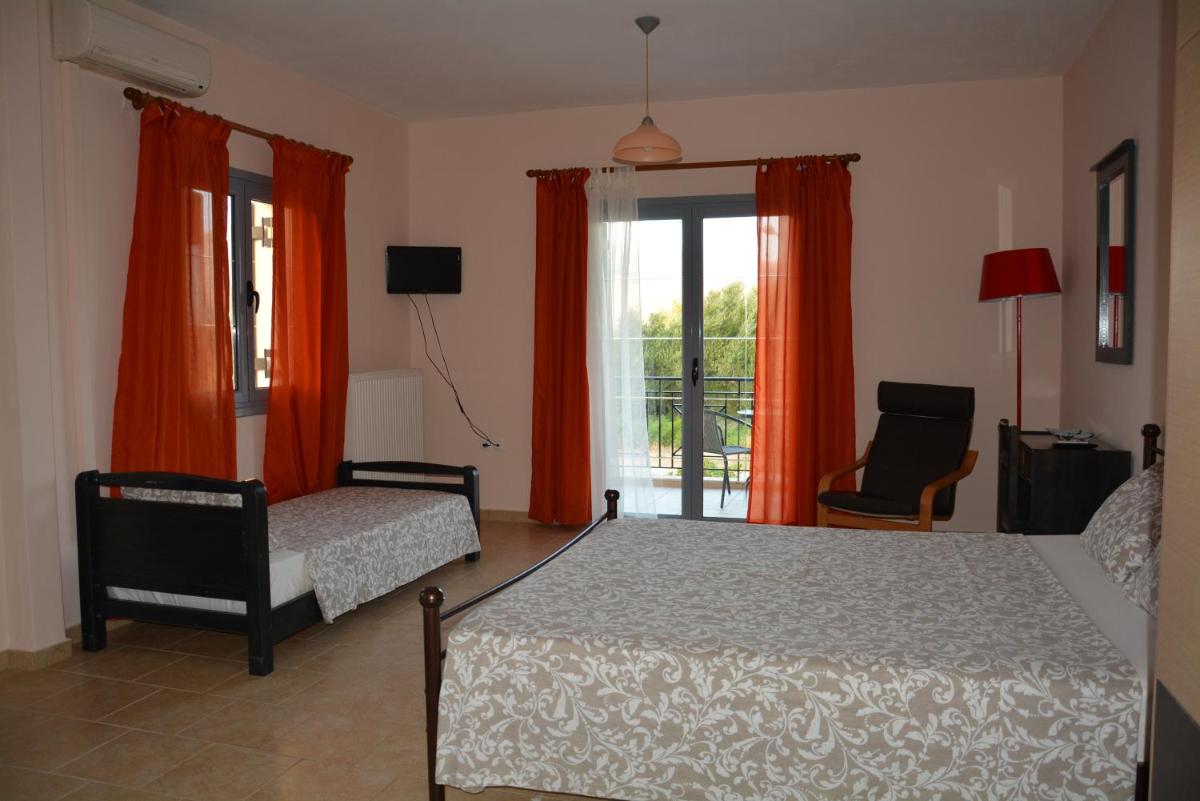 Lotus Sea View Studio Apartment 2 photo 3