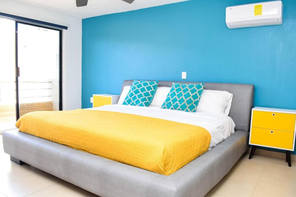 Ocean view apartment, best beach area, 3 bedrooms