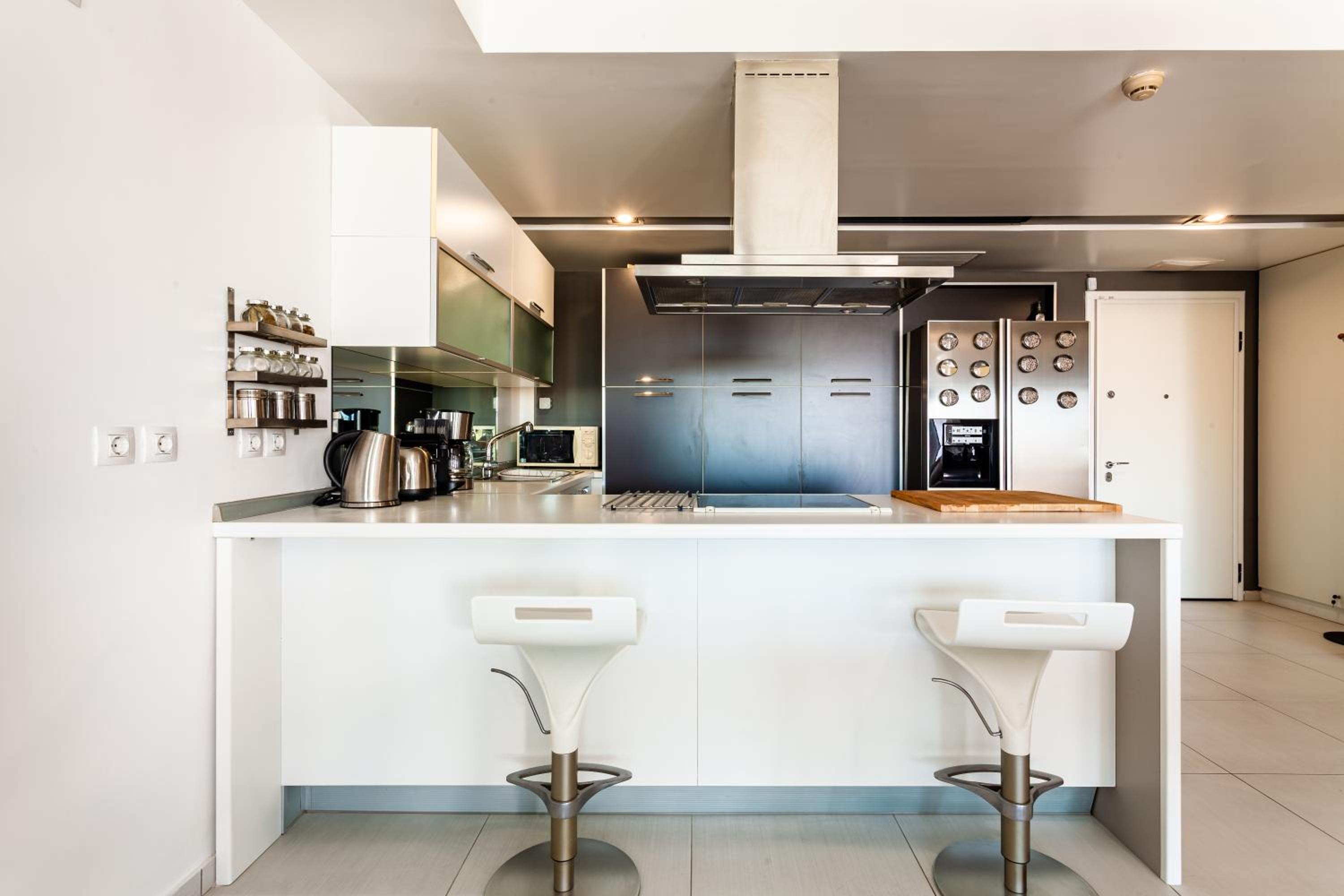 City View Apartment With Amazing Veranda