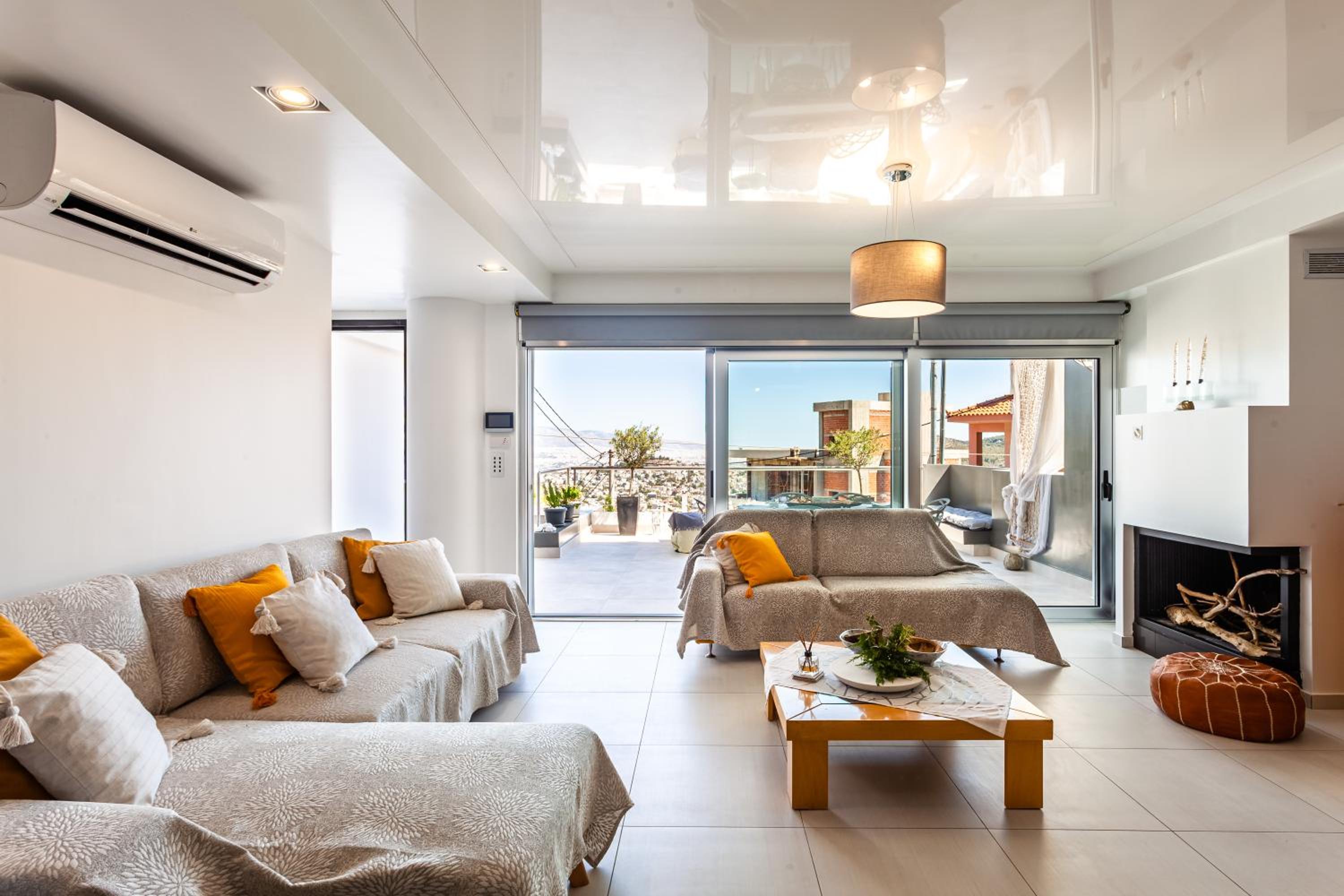 City View Apartment With Amazing Veranda