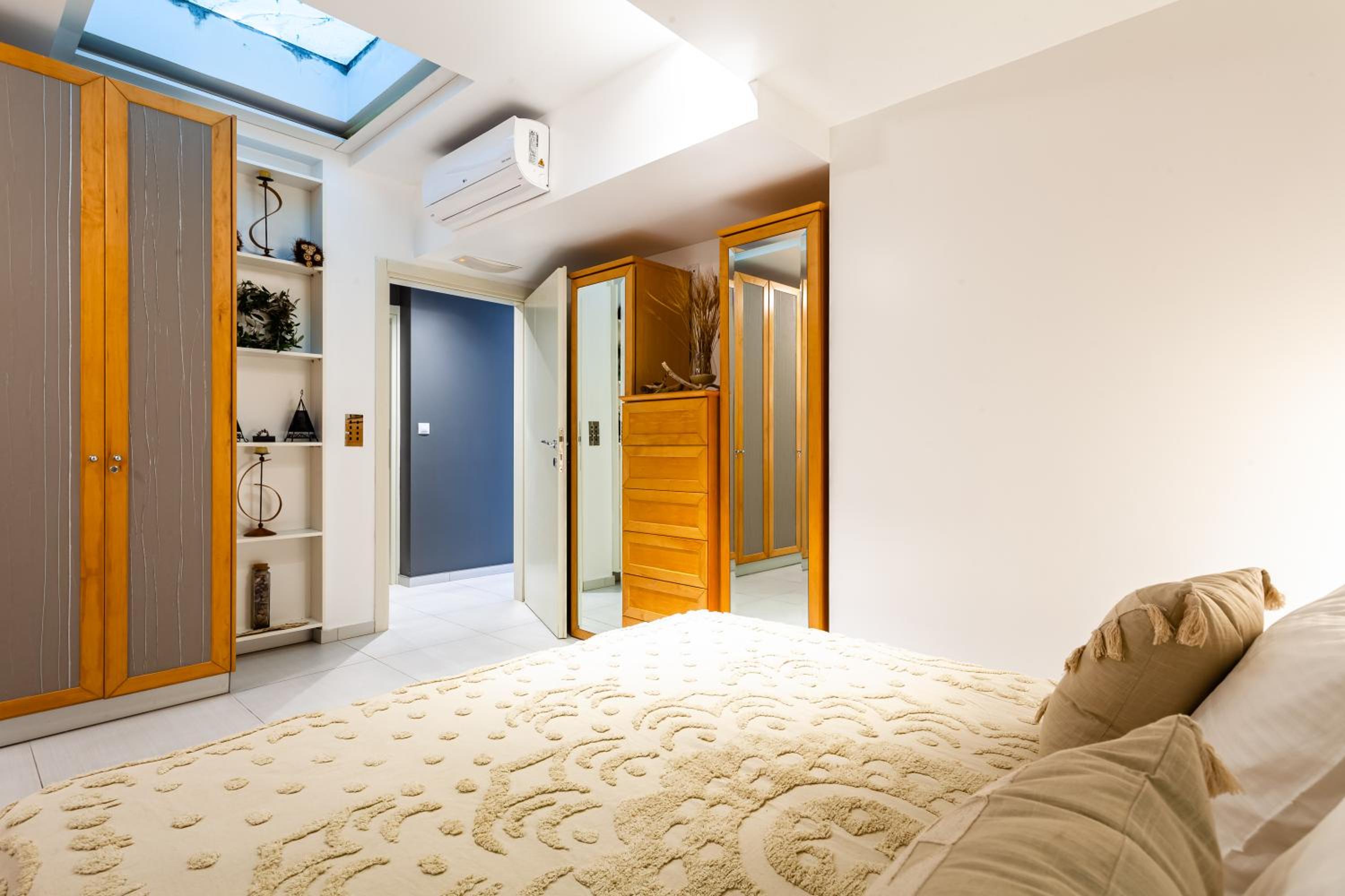 City View Apartment With Amazing Veranda