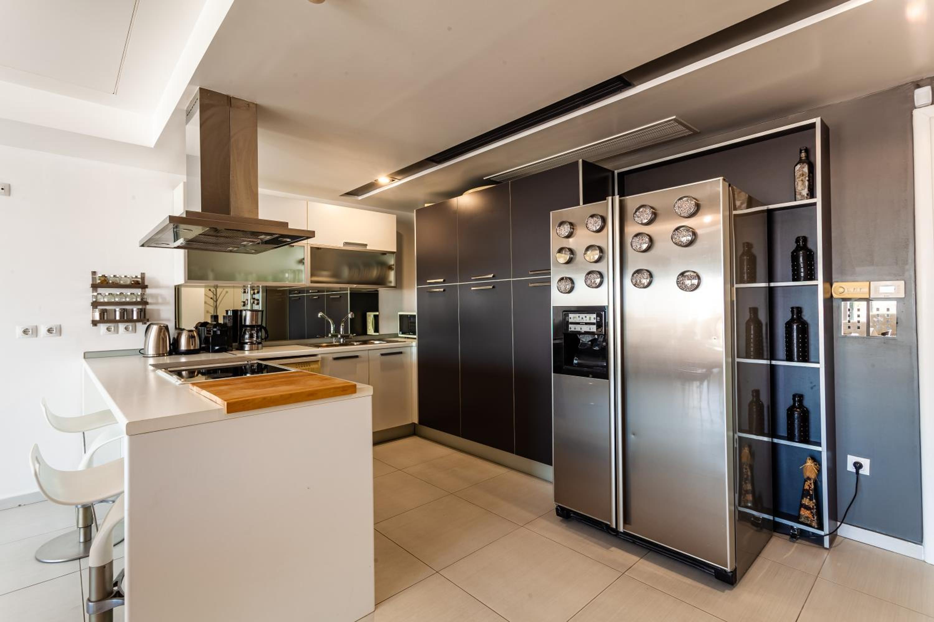 City View Apartment With Amazing Veranda