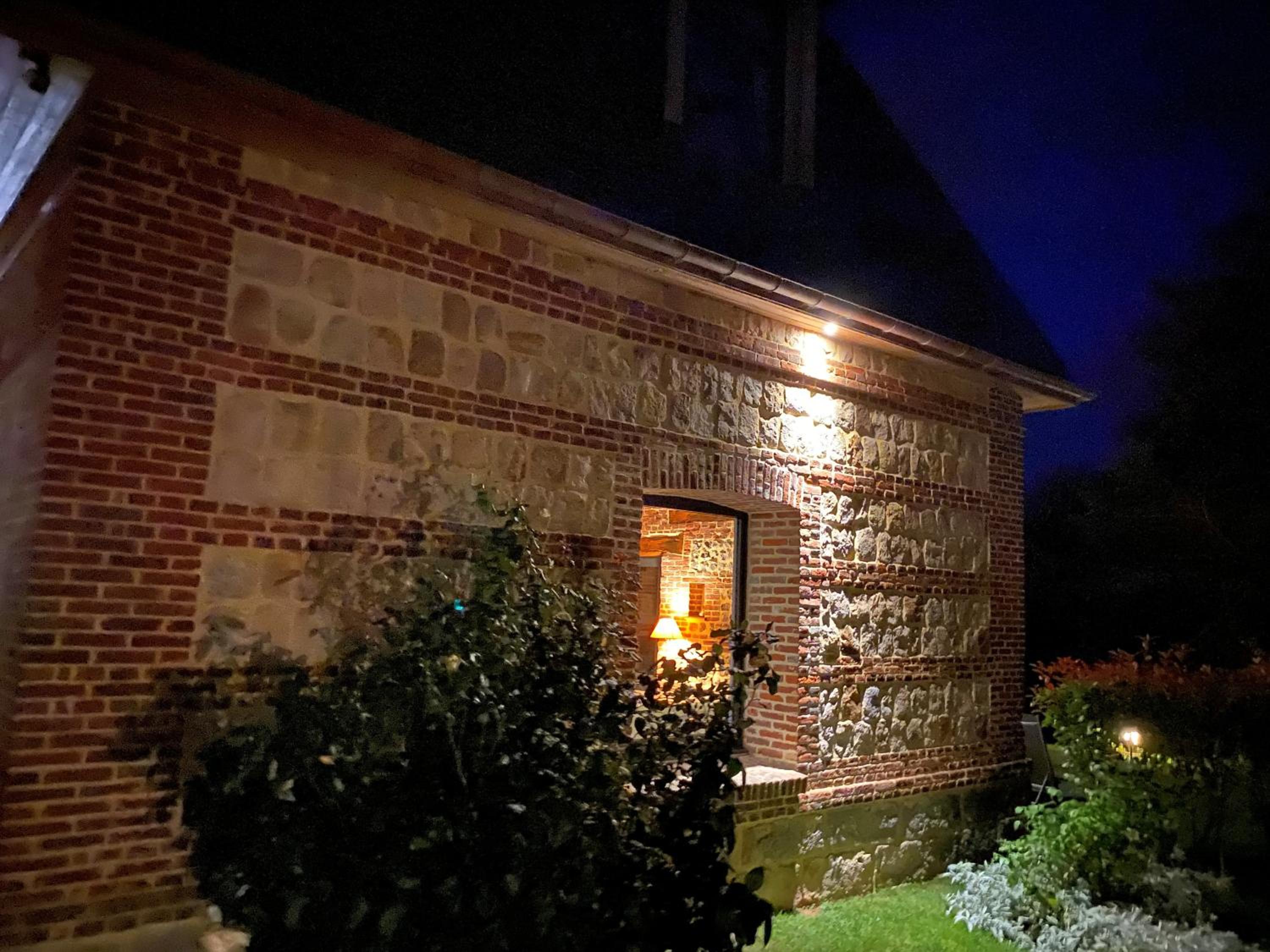 Photo 43