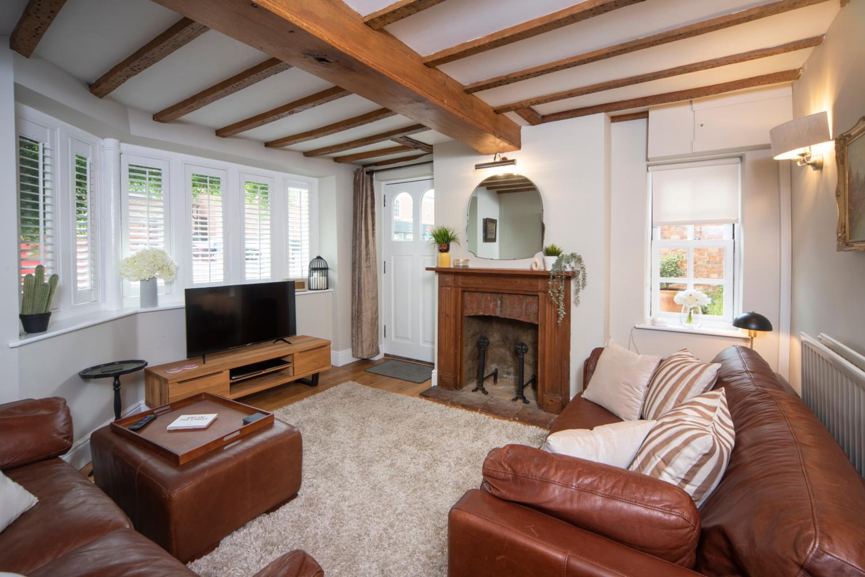 Cotswolds period townhouse near Stratford-upon-Avon, central location short walk to pubs, restaurants and shops view 2