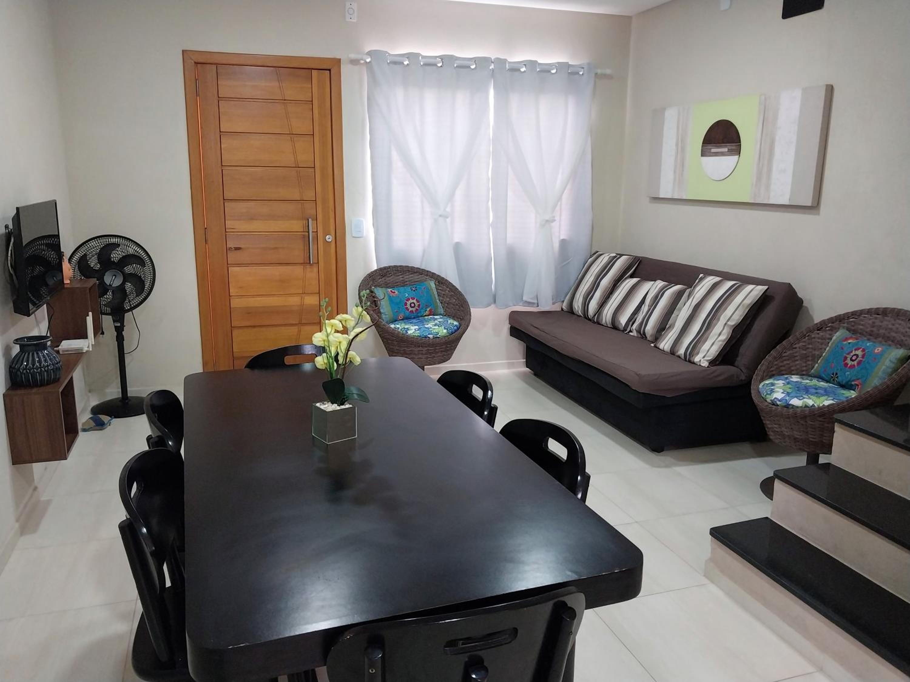 LINDO SOBRADO GUARUJÁ