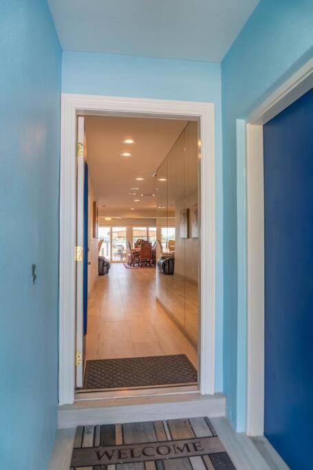 Amazing water front view home newly renovated 3BD 2BTH view 4