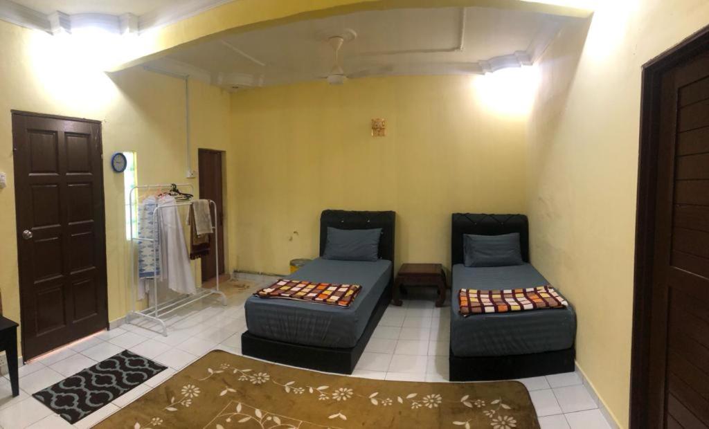 AllOfUs GuestRoom
