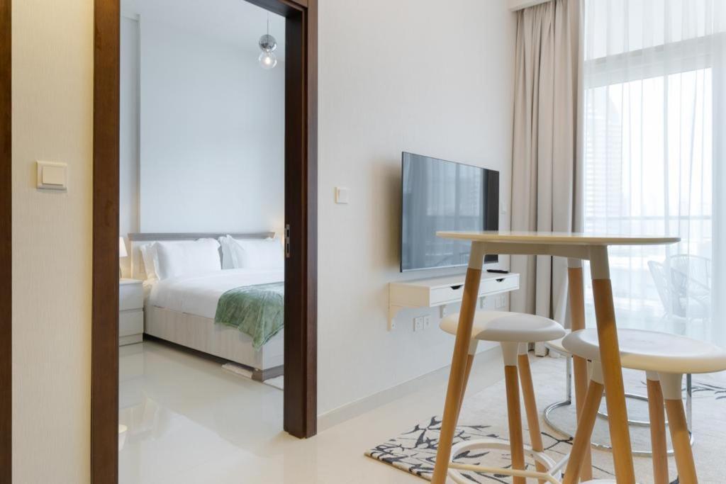 Brand New 1BR- Business Bay - Burj Khalifa View — Dubai photo 5