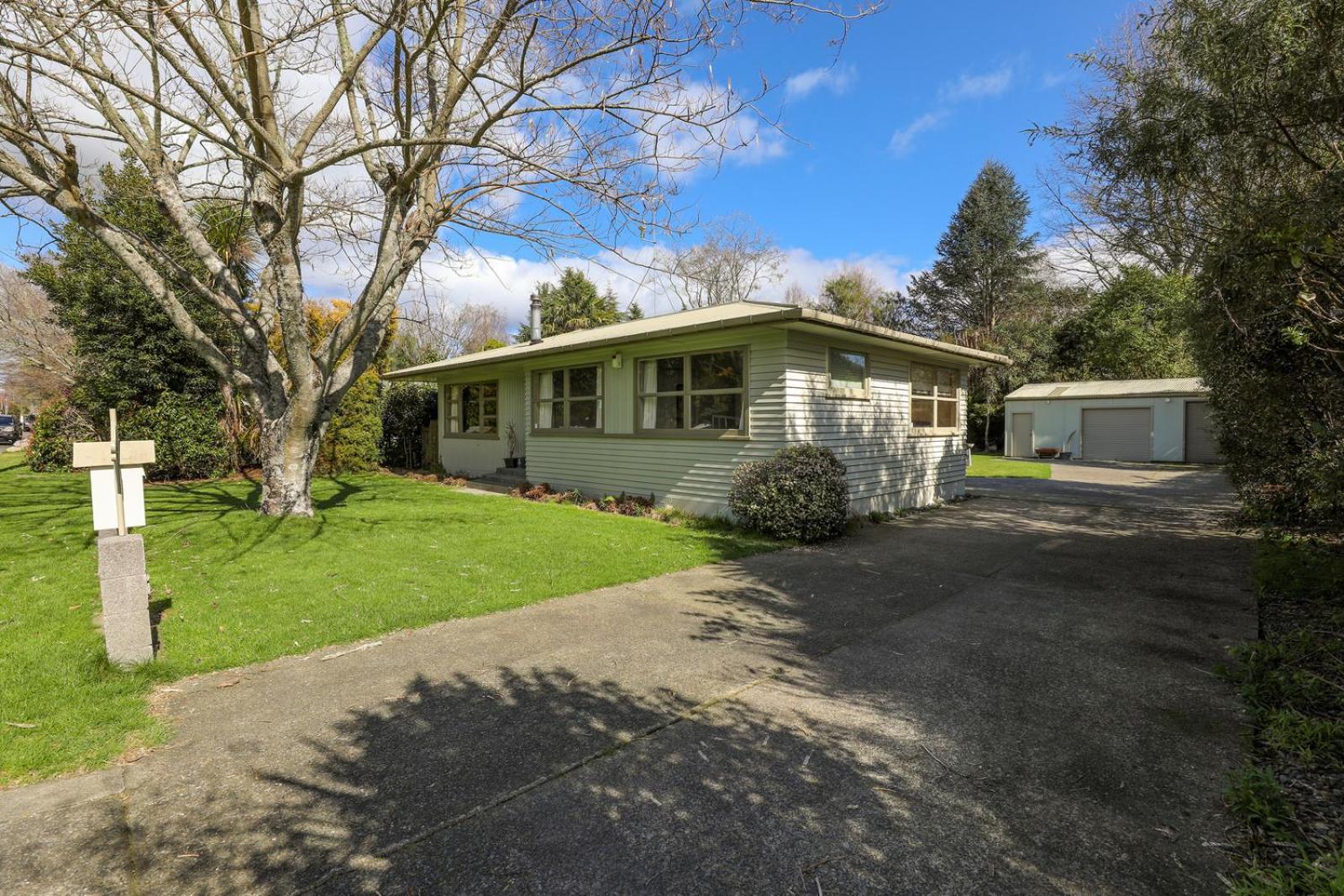 Pukeko Lodge - Tūrangi Holiday Home