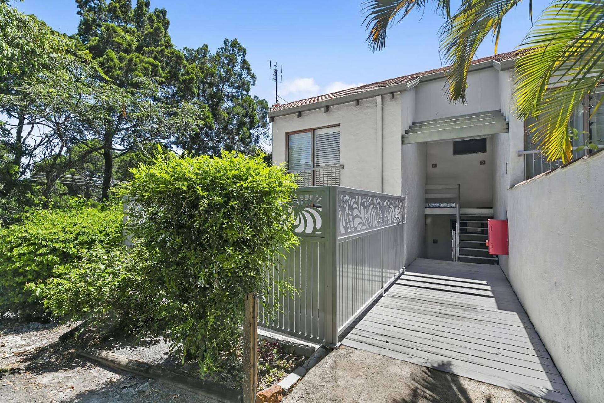 3 2 Katharina Street Noosa Heads