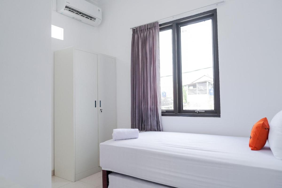 KoolKost near Jalan Veteran Raya (Minimum Stay 6 Nights) view 4