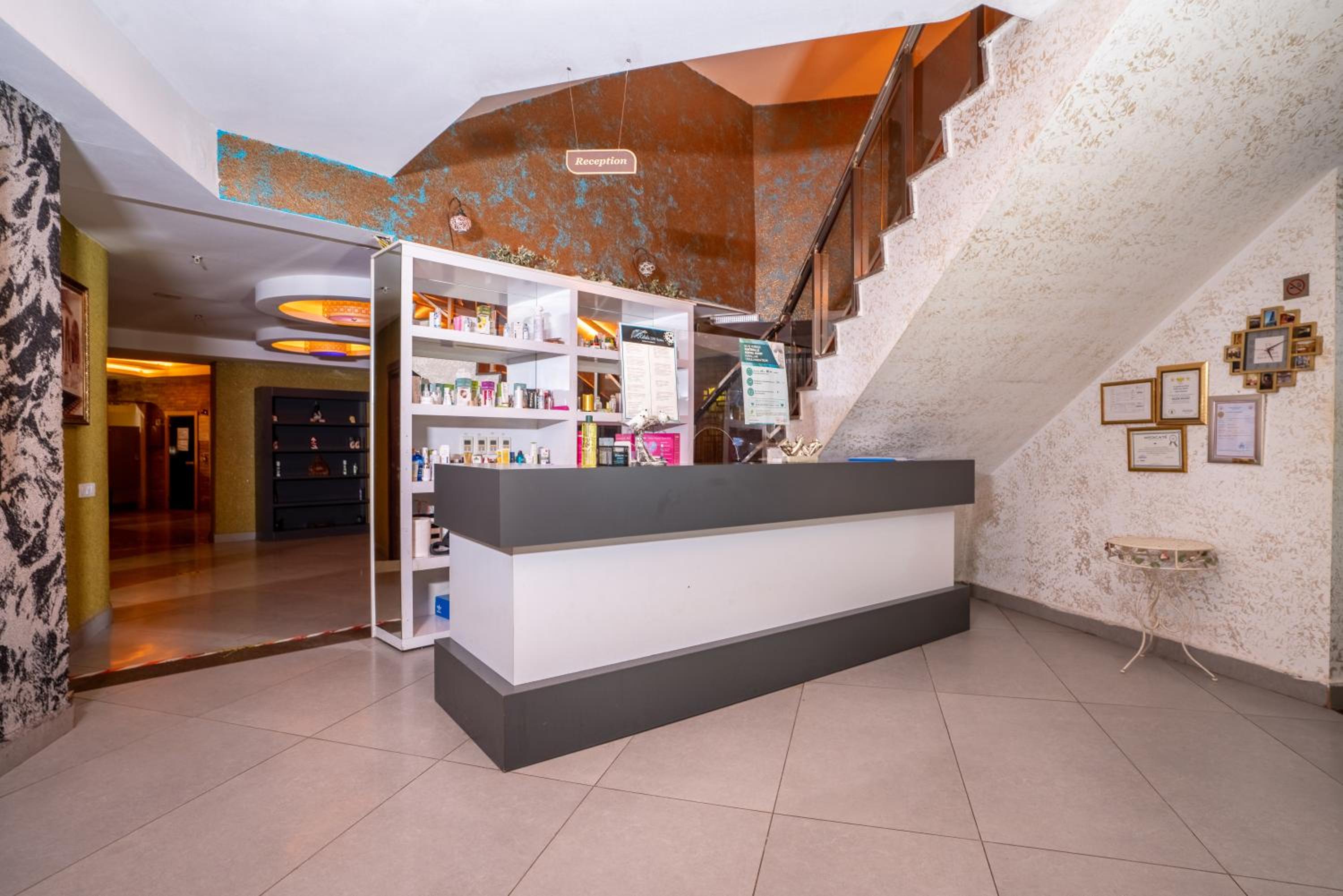 City Live Hotel - Image 78