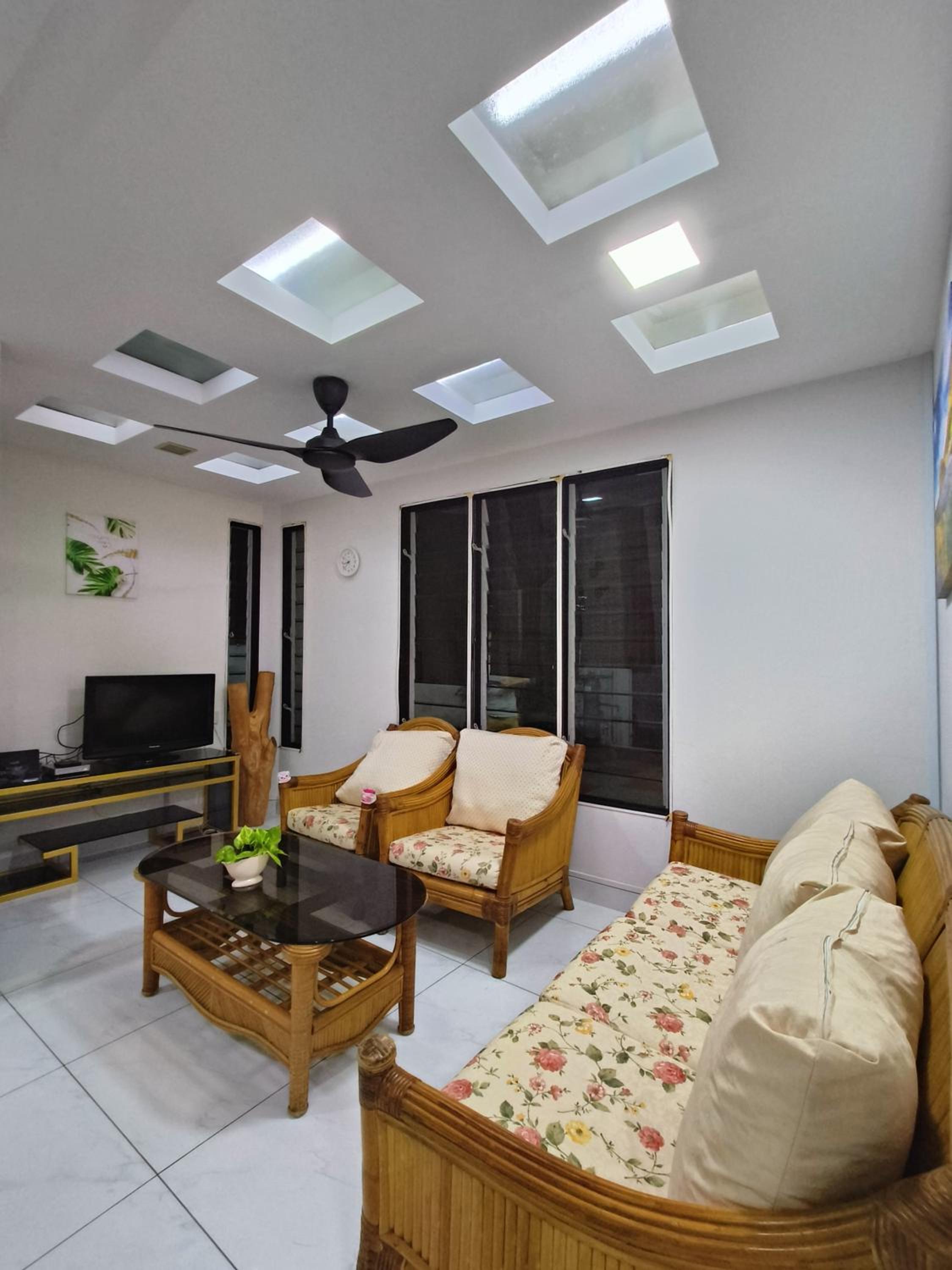 SunwayPyramid USJ Jacuzzi HomeCinema PS Game 16Pax photo 7