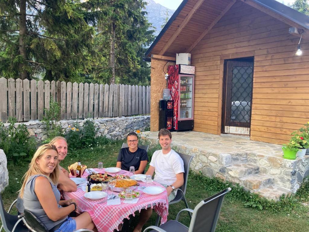 Bujtina Arturi