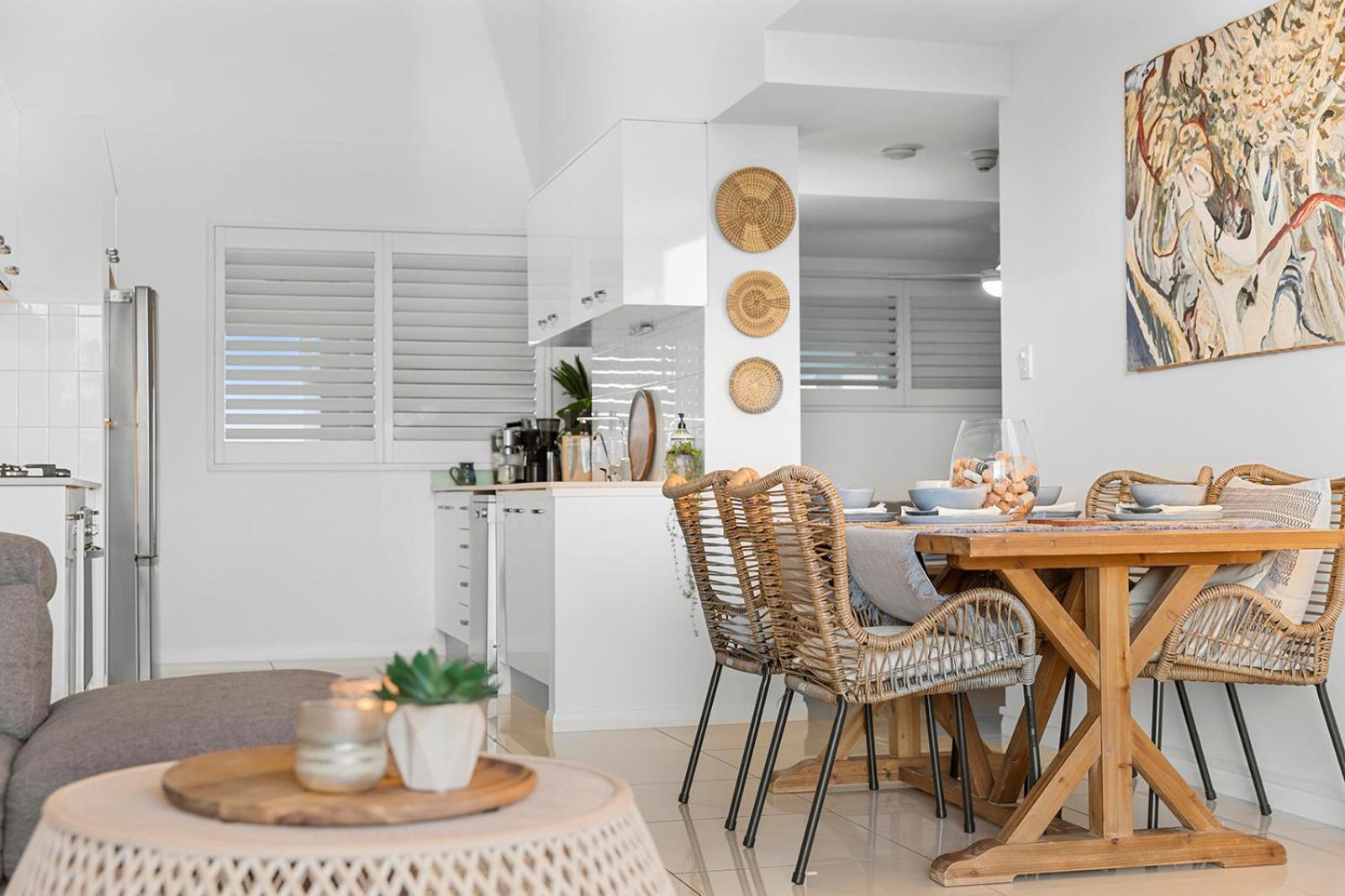 3 Bedroom Penthouse - Short Walk to Sandstone Point