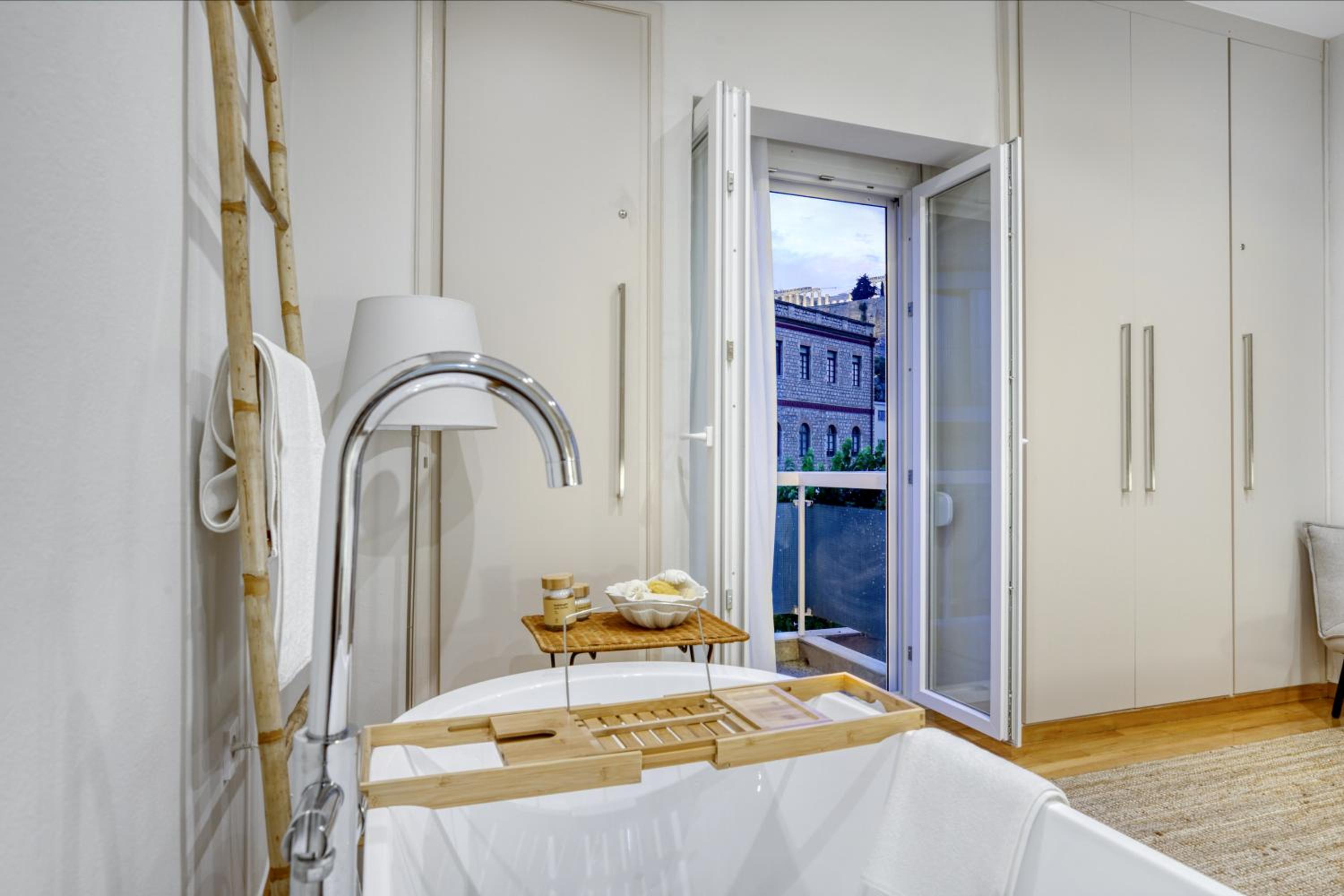 Acropolis View Elegant Central Apartment (Eris)