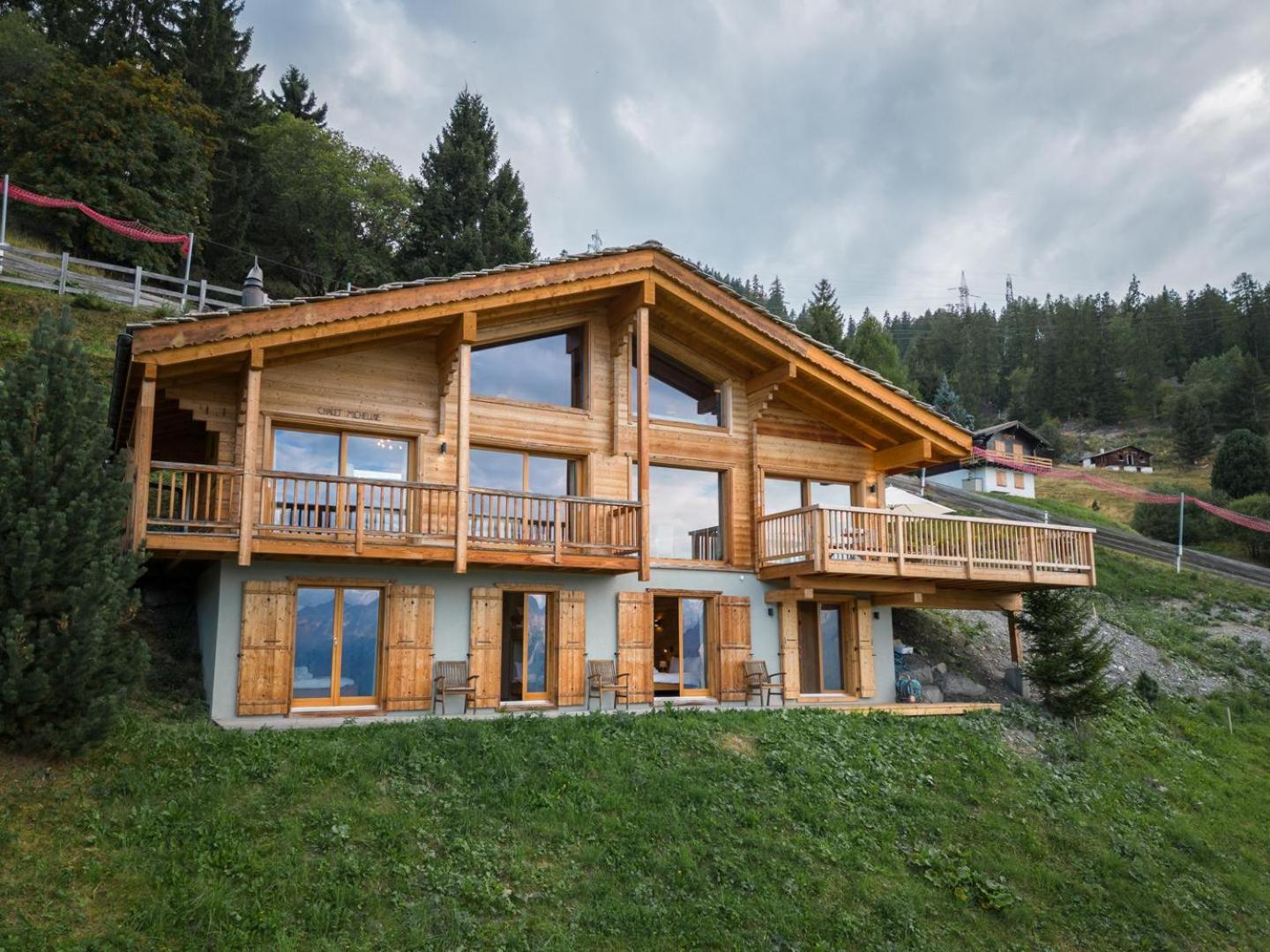Chalet Micheline view 3