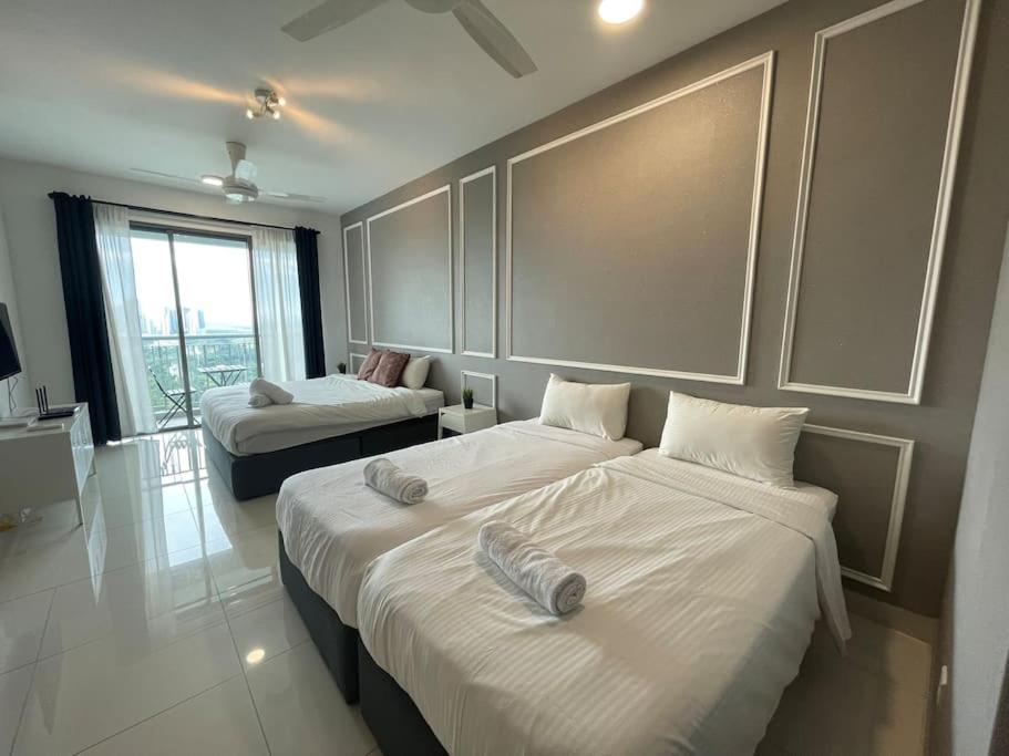 Teega Suites PuteriHarbour By WP Homestay
