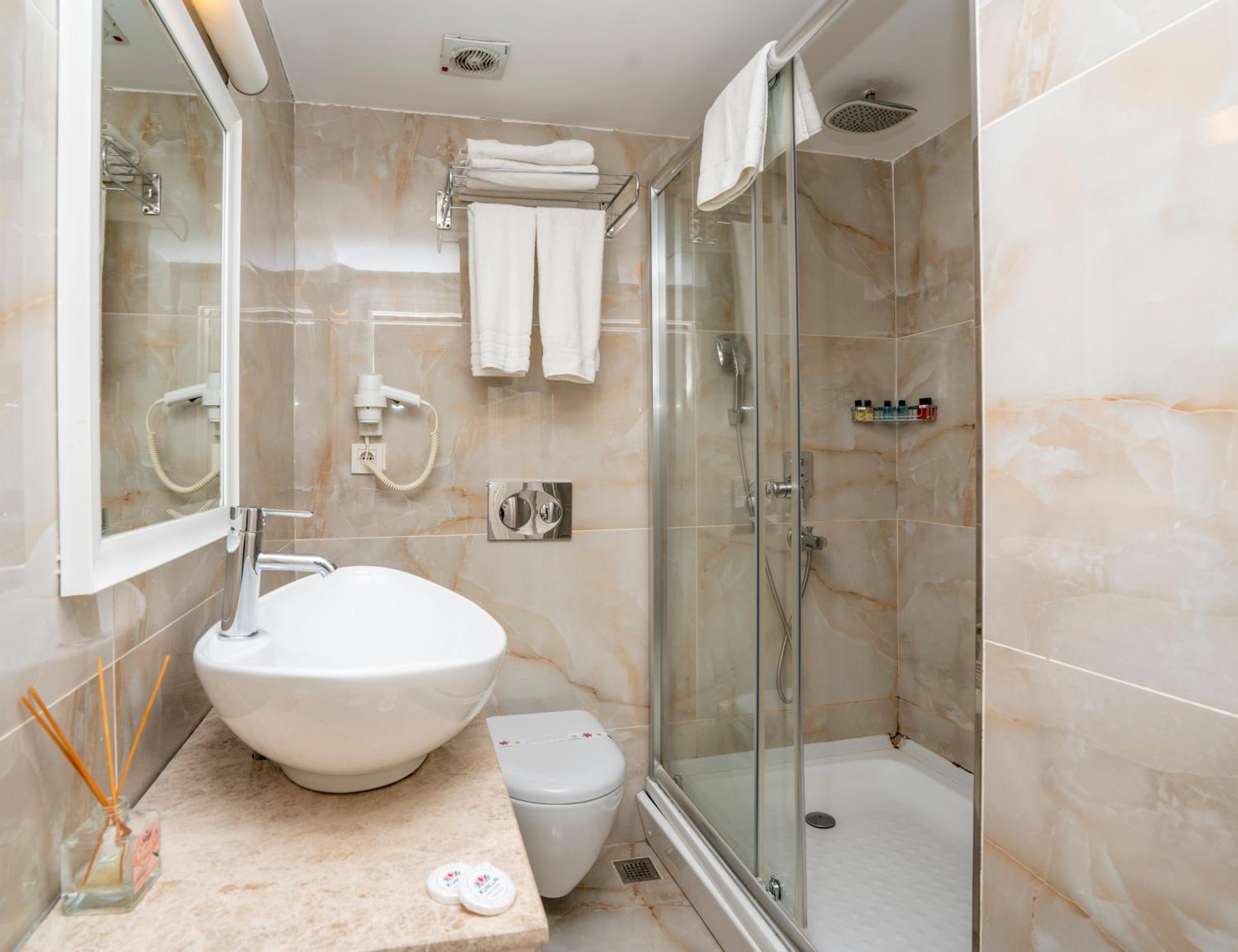 Topkapi Old City Kensington Hotel ISTANBUL - Image 61