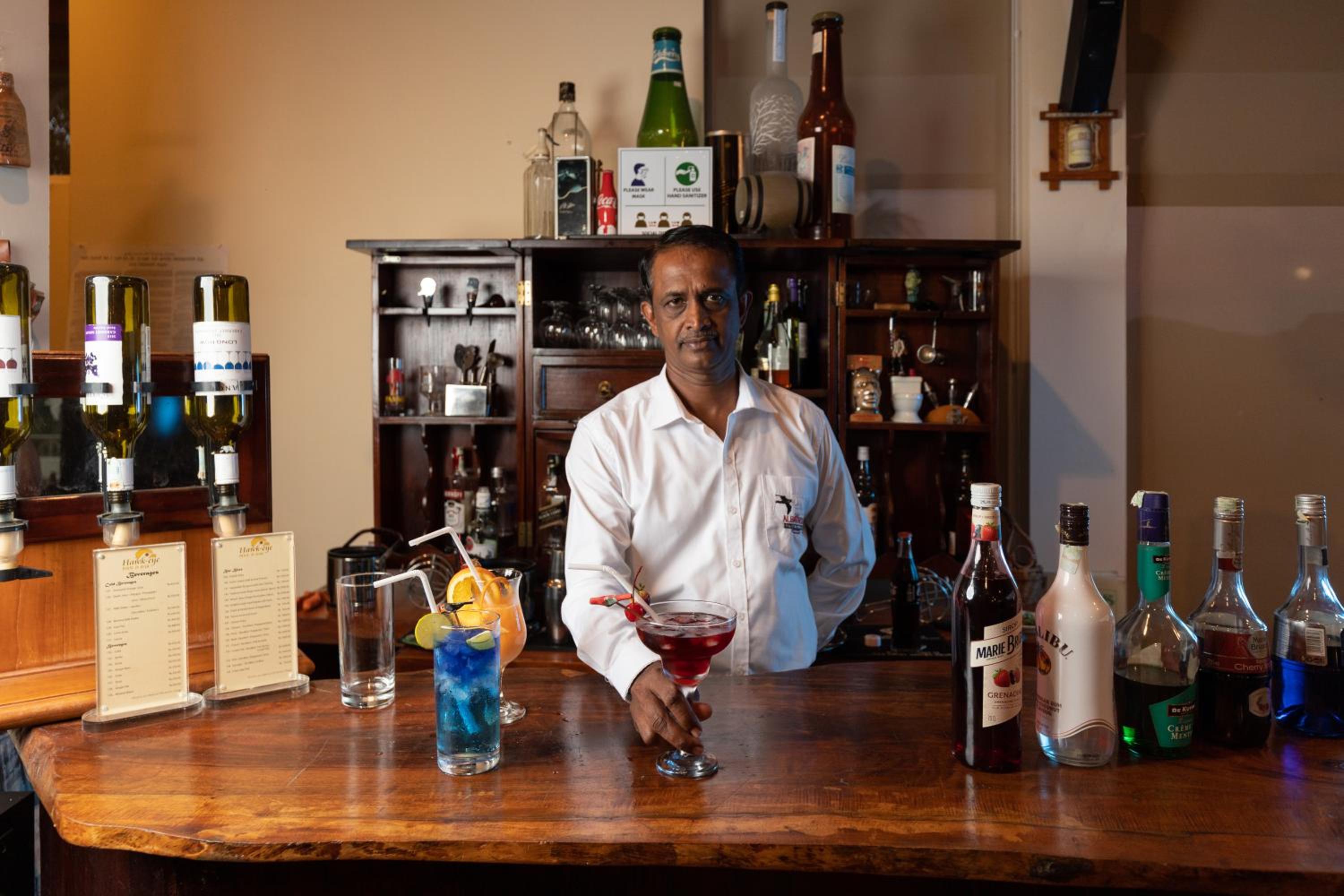 The Albatross, Kandy