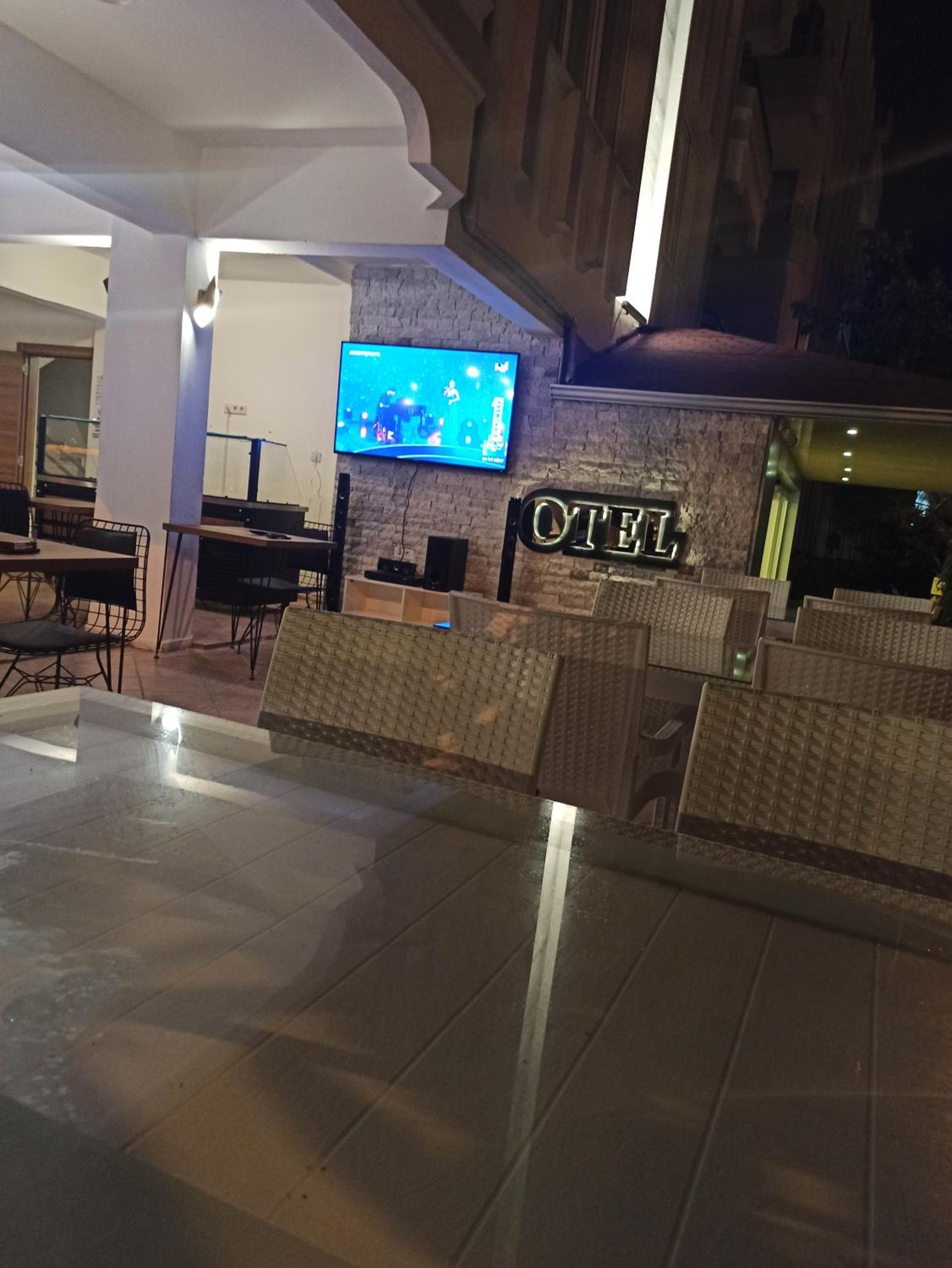 Christina Apart Otel