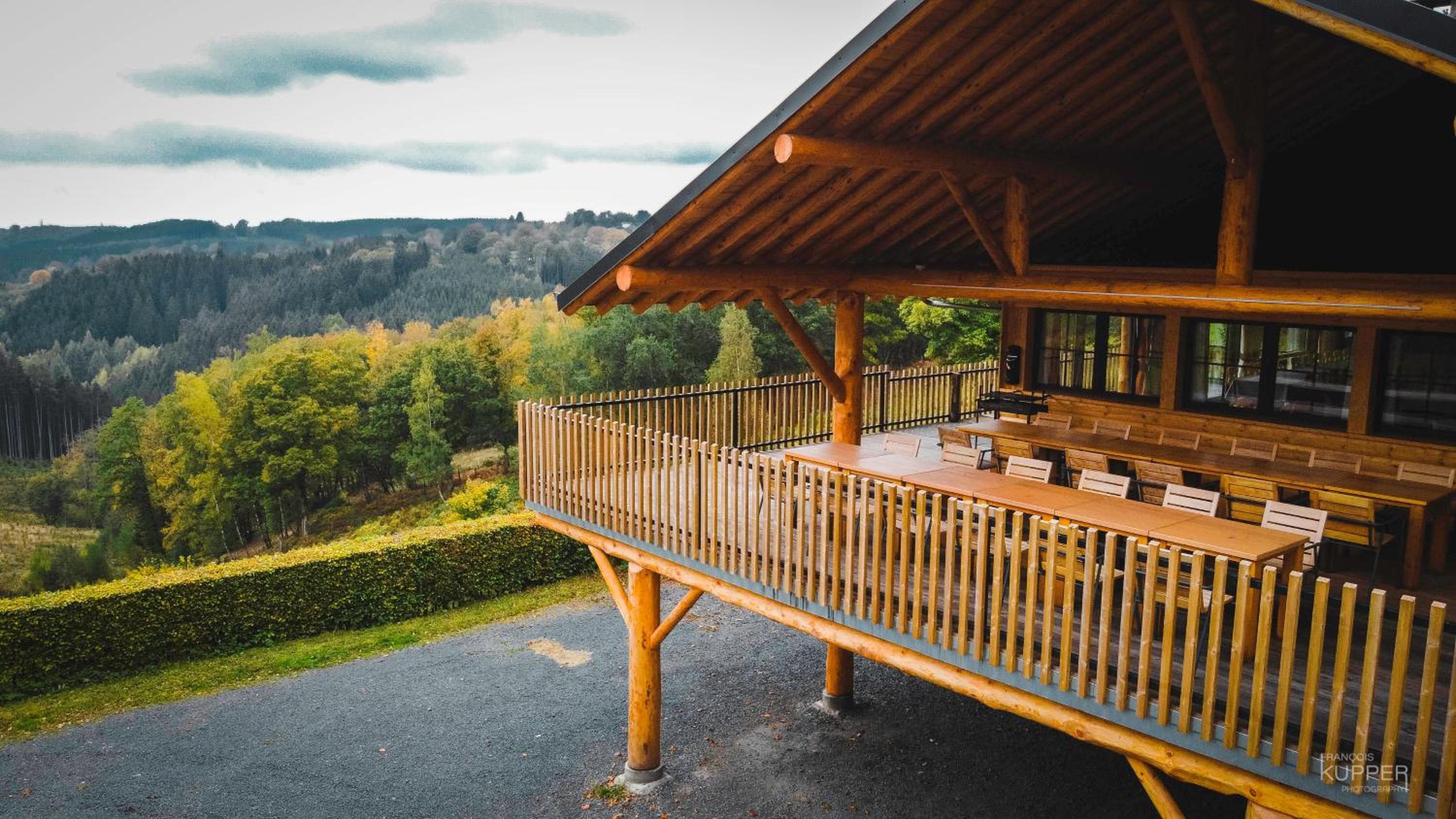 La Harde 31 pers Malmedy, vue, wellness, jardin