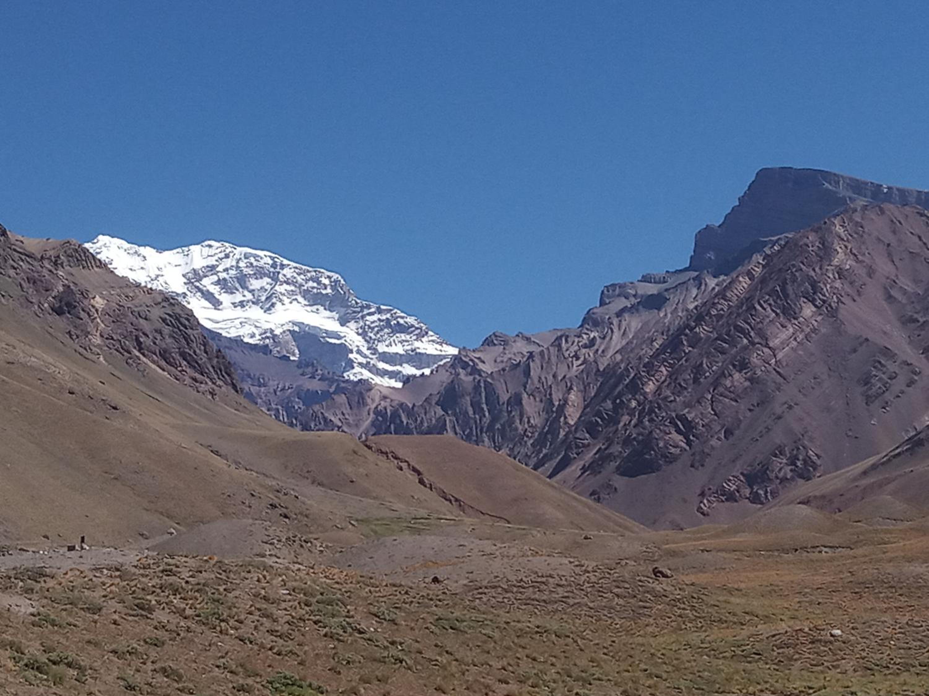 Amplio y cómodo en la mejor ubicación de la Ciudad de Mendoza