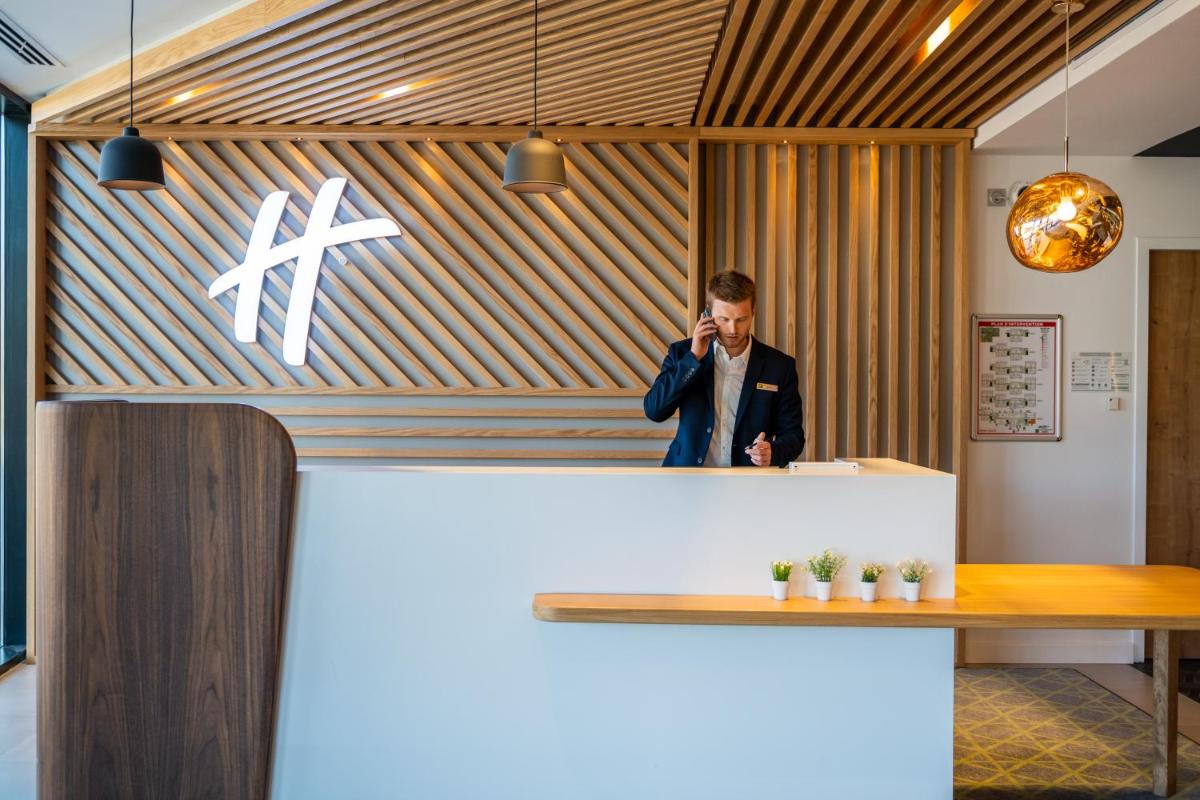 hotel reception