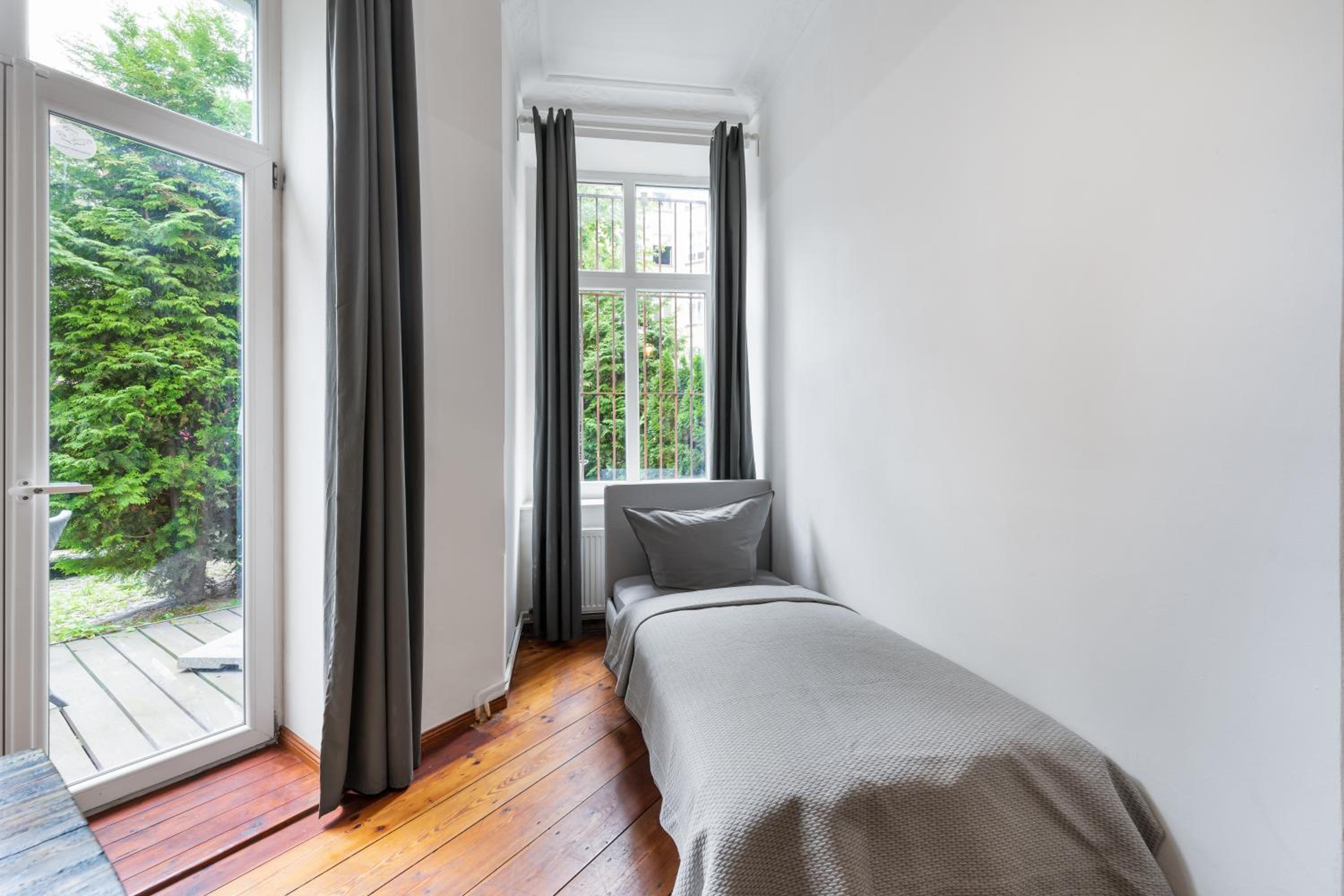 TheBödiker Group & Family Apartment, 3 BR, 1 Living room, 2 Bathrooms, ideal for bigger groups of 4 -9 Guests