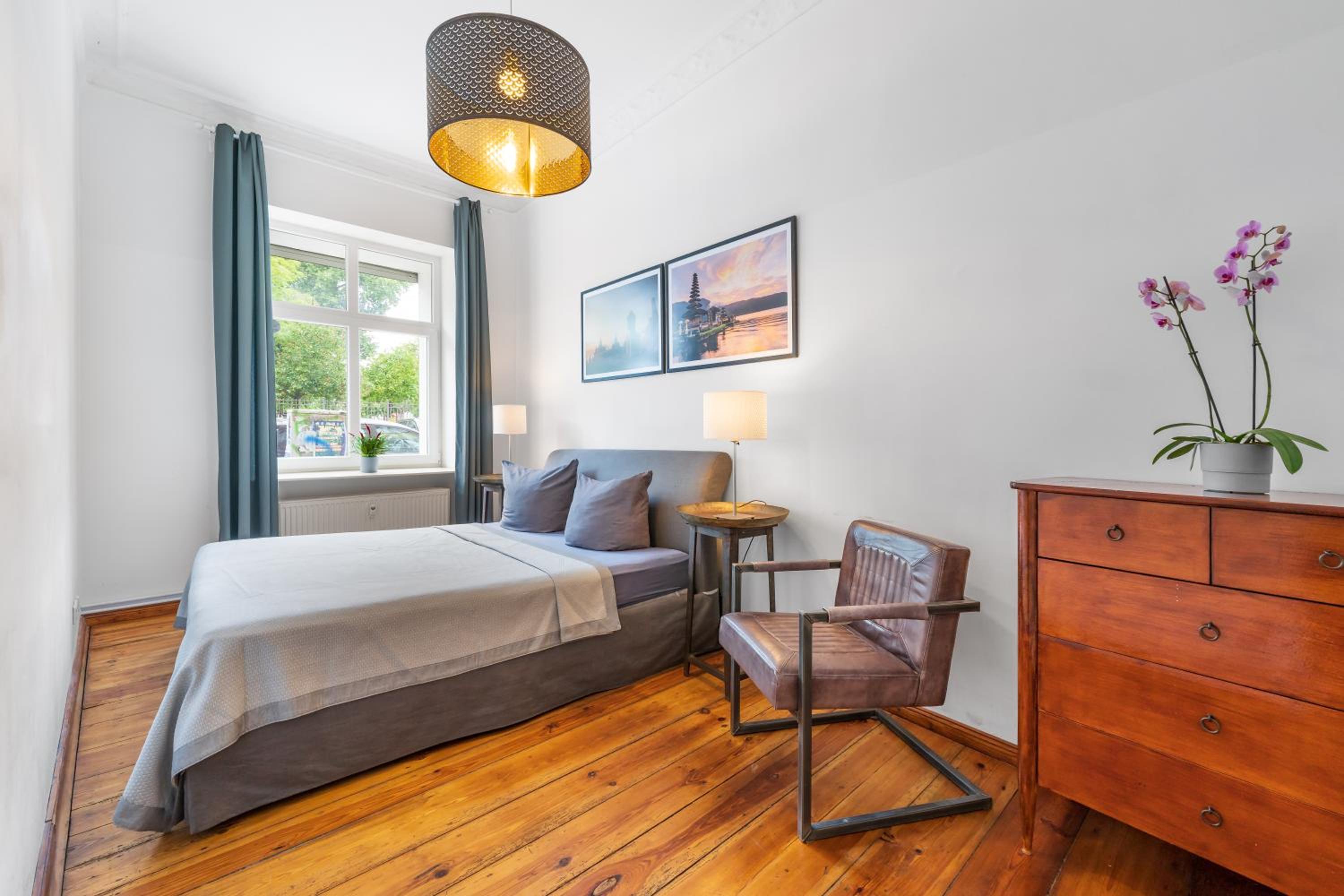 TheBödiker Group & Family Apartment, 3 BR, 1 Living room, 2 Bathrooms, ideal for bigger groups of 4 -9 Guests