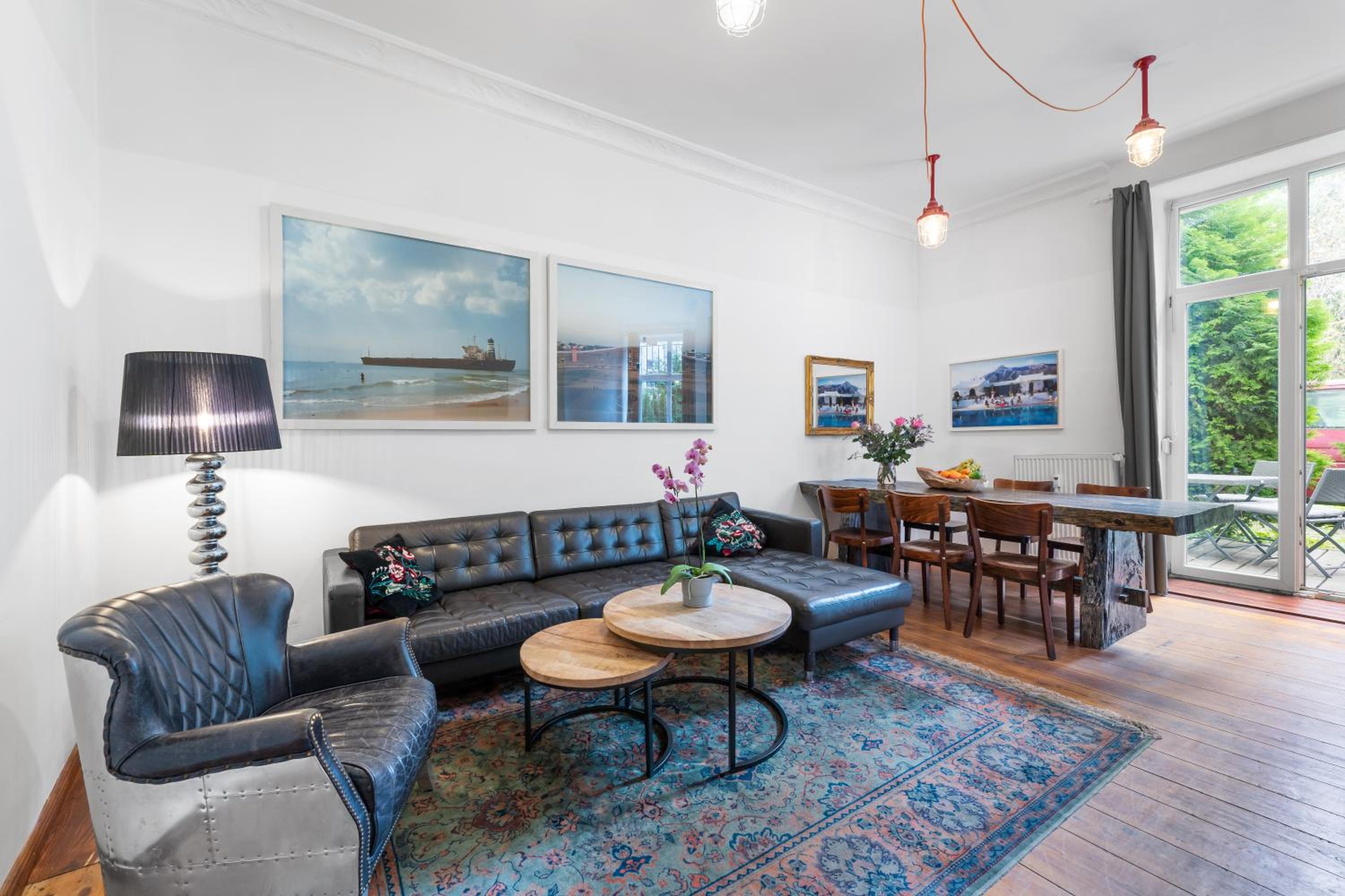TheBödiker Group & Family Apartment, 3 BR, 1 Living room, 2 Bathrooms, ideal for bigger groups of 4 -9 Guests
