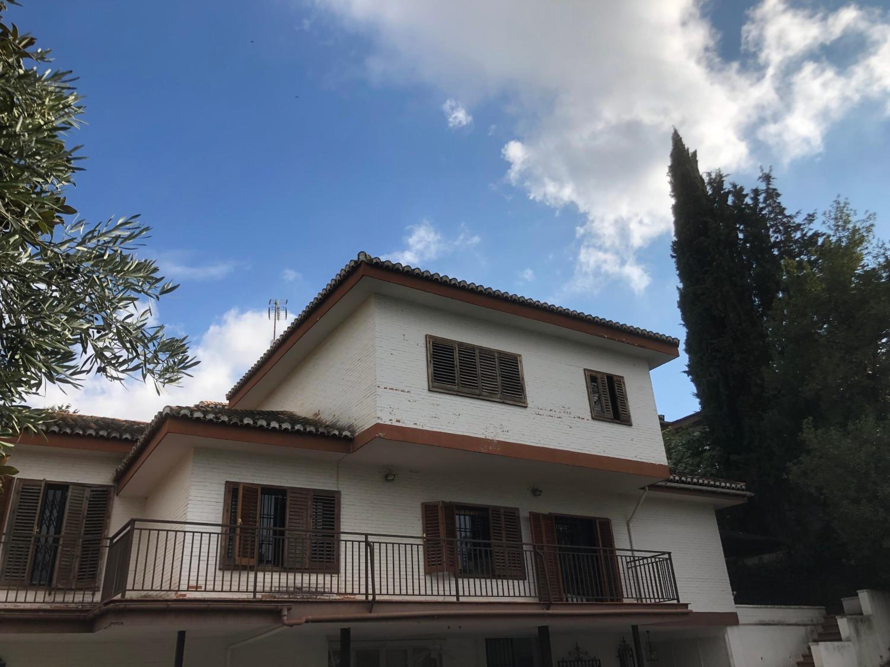 Estupenda Villa con piscina 5 minutos centro Granada Prohibido fiestas
