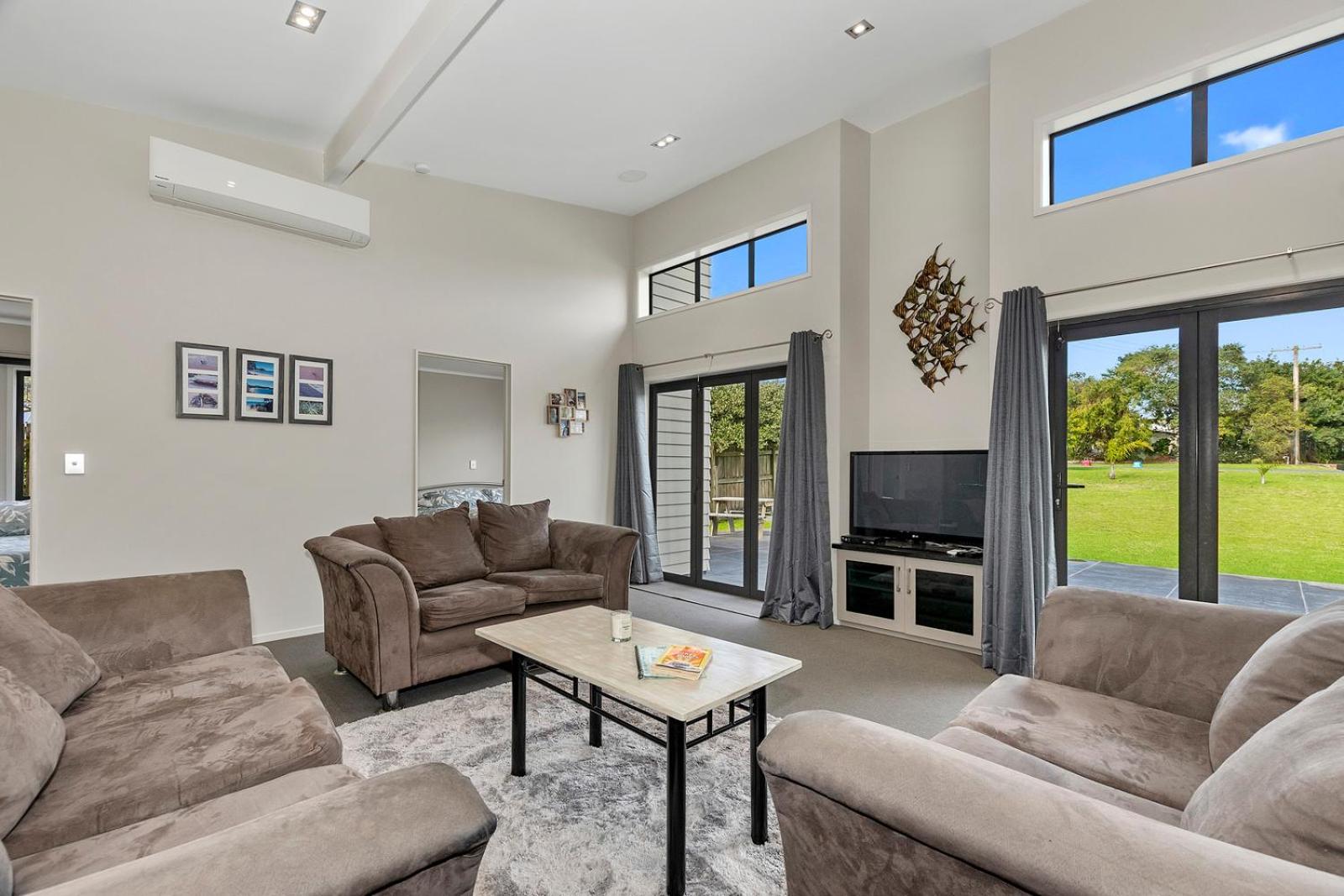 Tutukaka Treat - Wellingtons Bay Holiday Home view 2