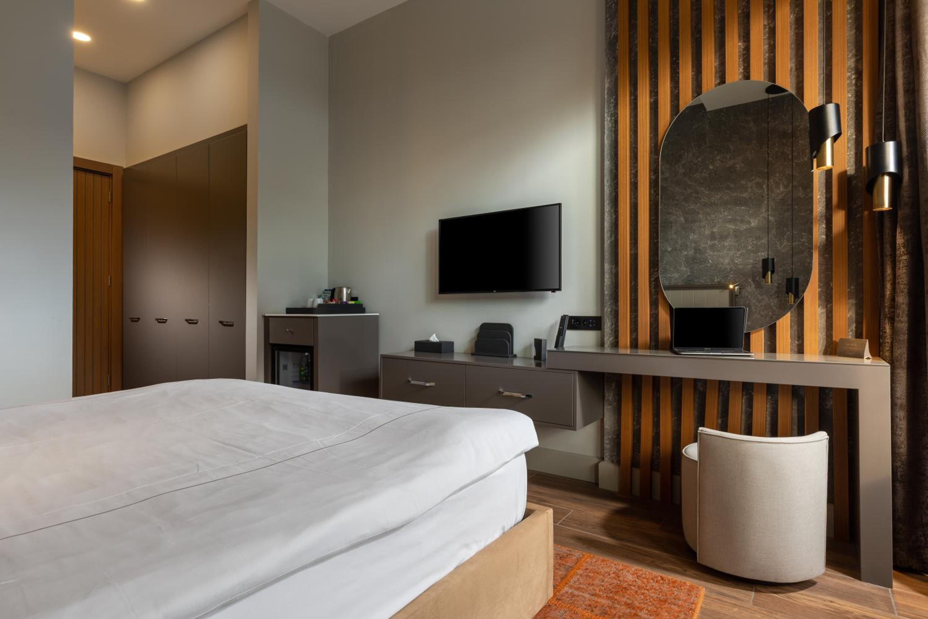 Unique Life Style Hotel - Image 42