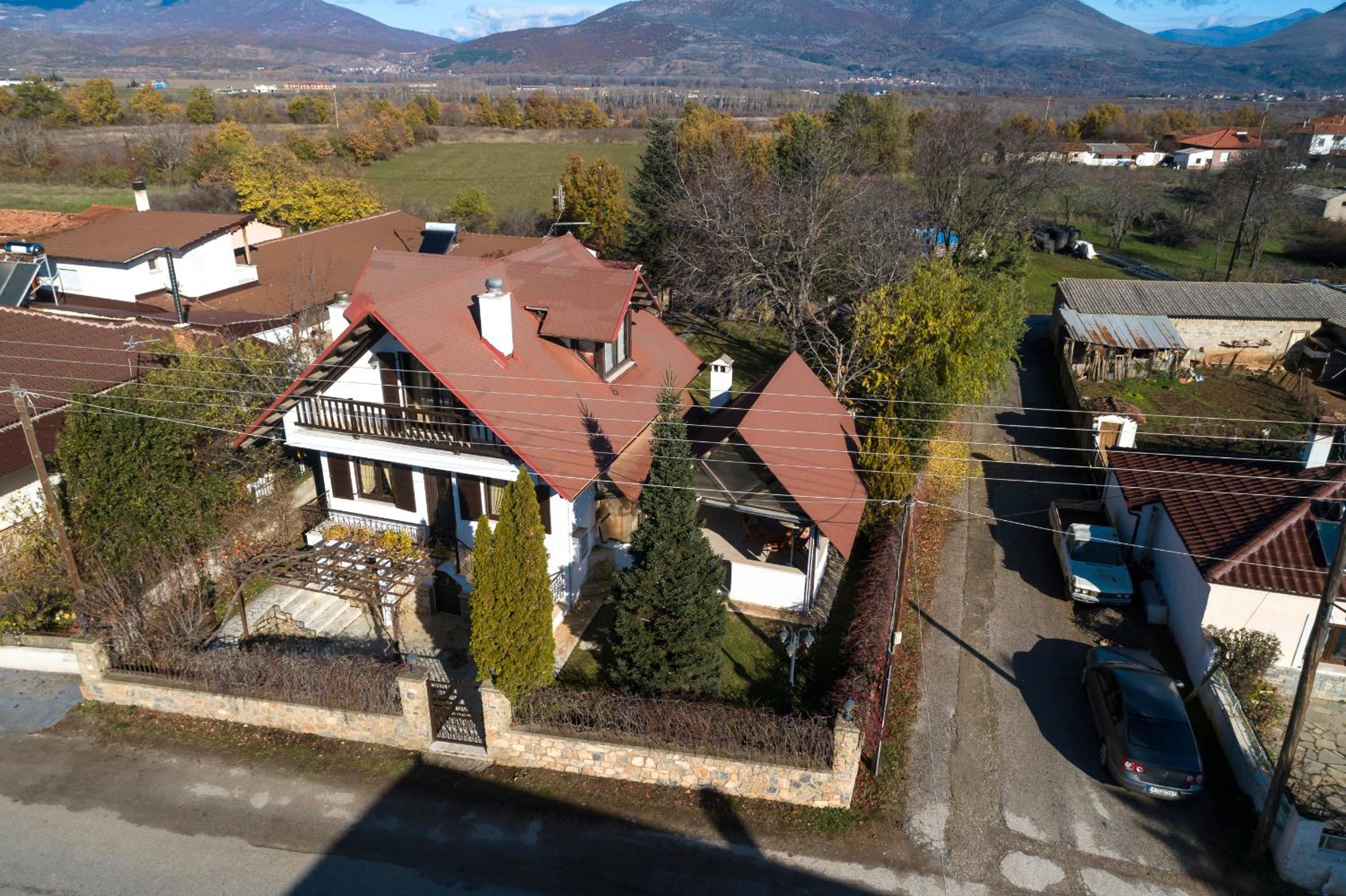 Luxury Traditional Villa view 5