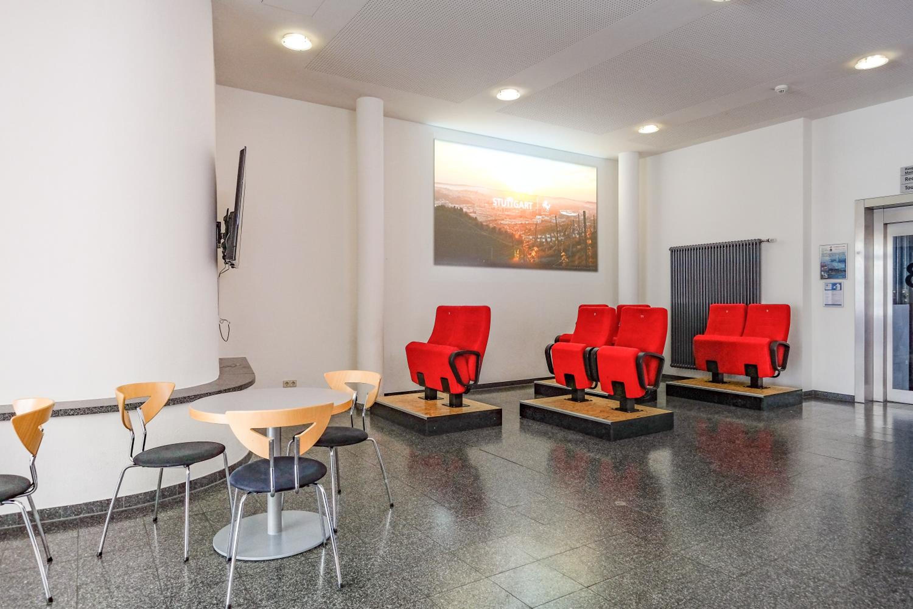 Stuttgart Vacations - Jugendherberge Stuttgart International - Property Image 7