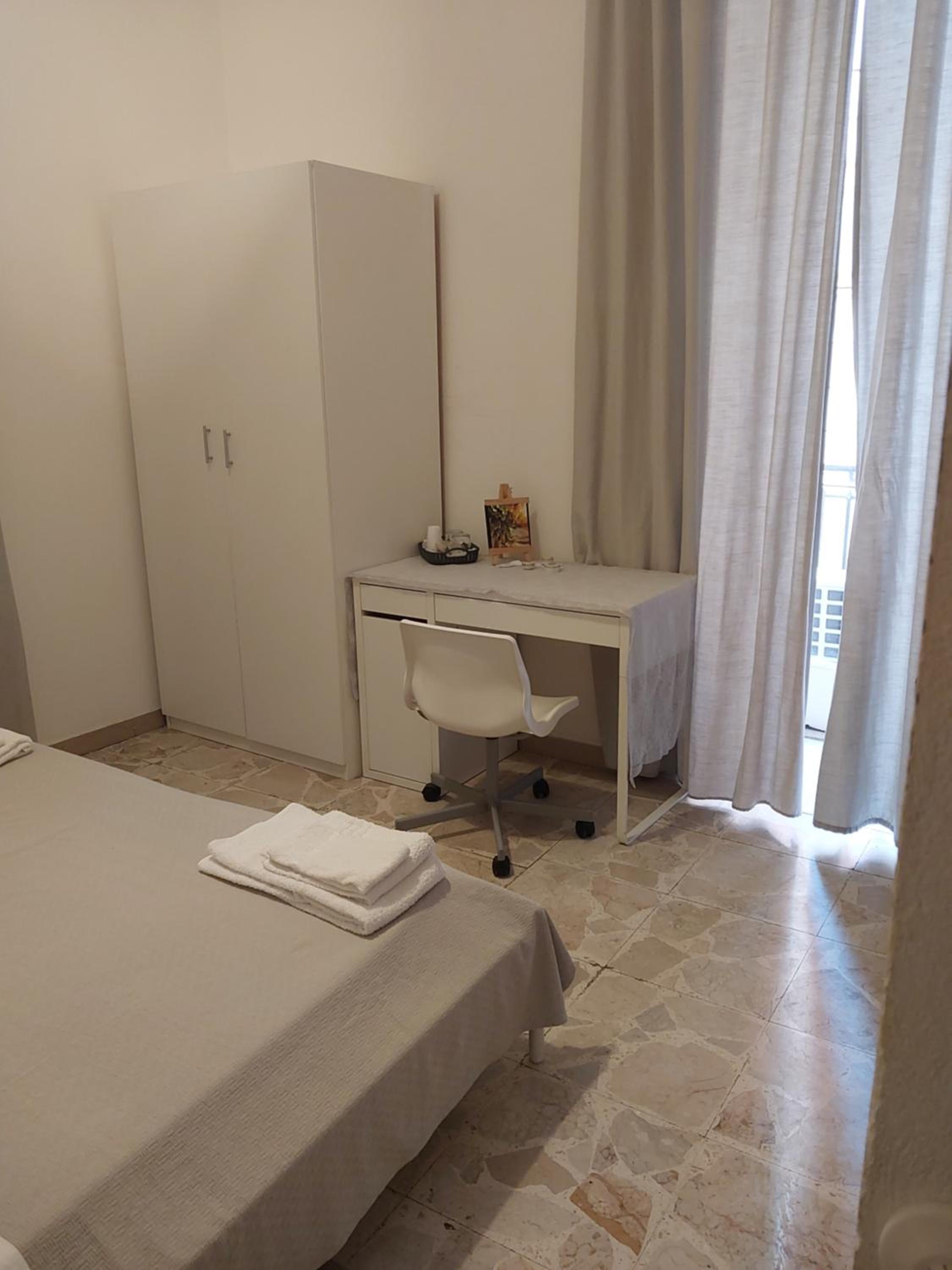 Home di F