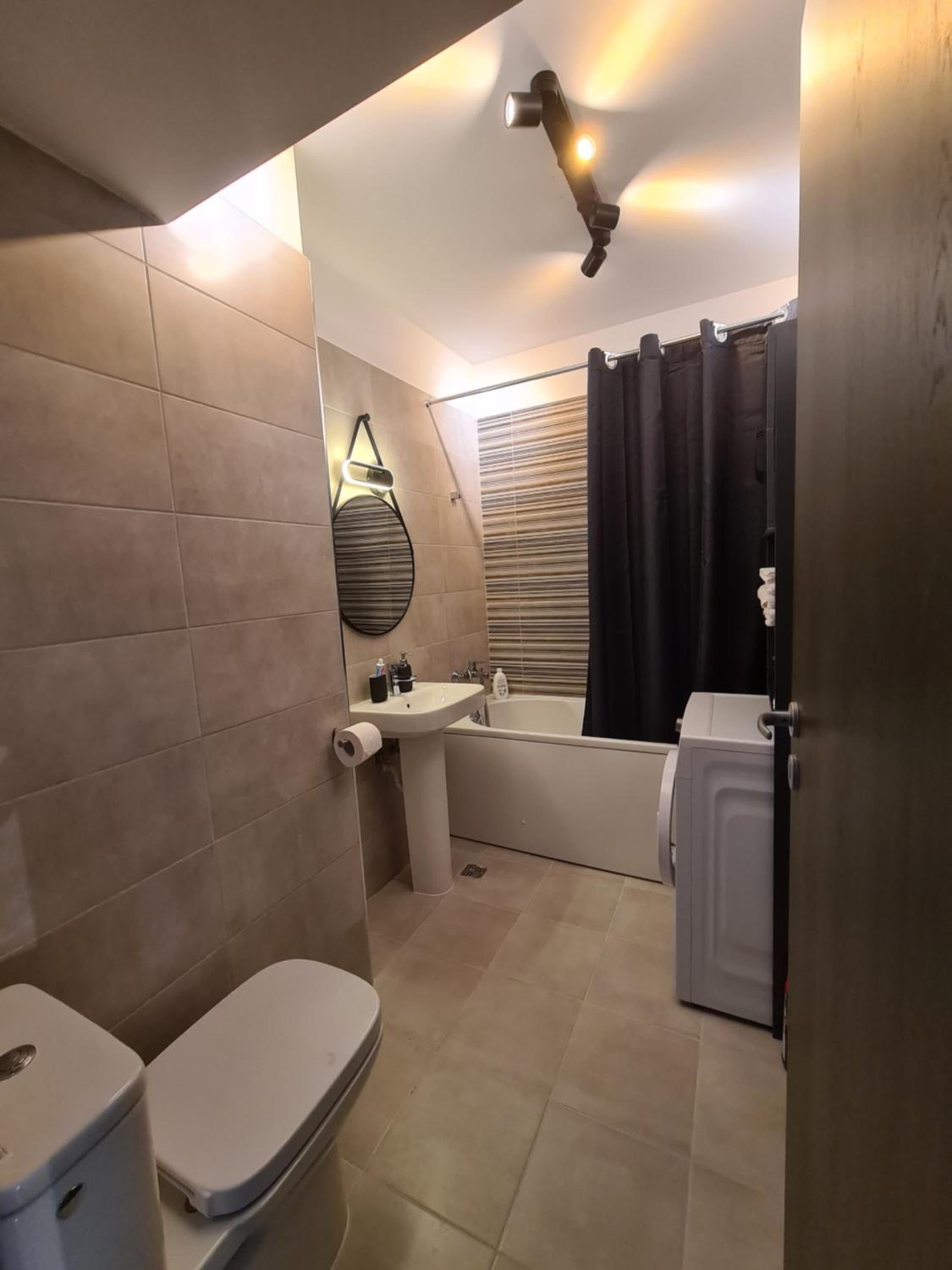 Moghioros Park Residence DUM3 view 2