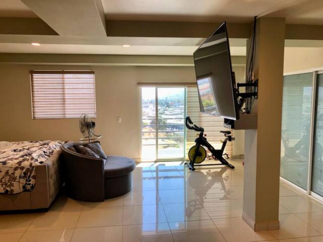 Ensenada Vacations - Charming House With Beautiful City View - Property Image 3