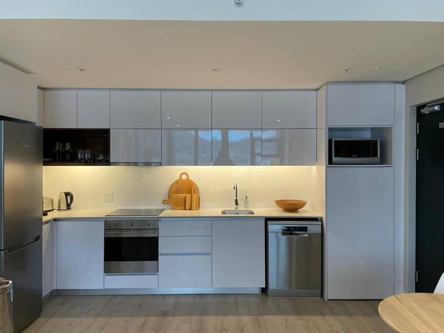 Luxurious 1 bedroom apartment view 2