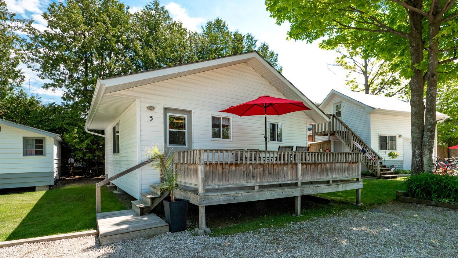 Bel Air Cottages and Motel
