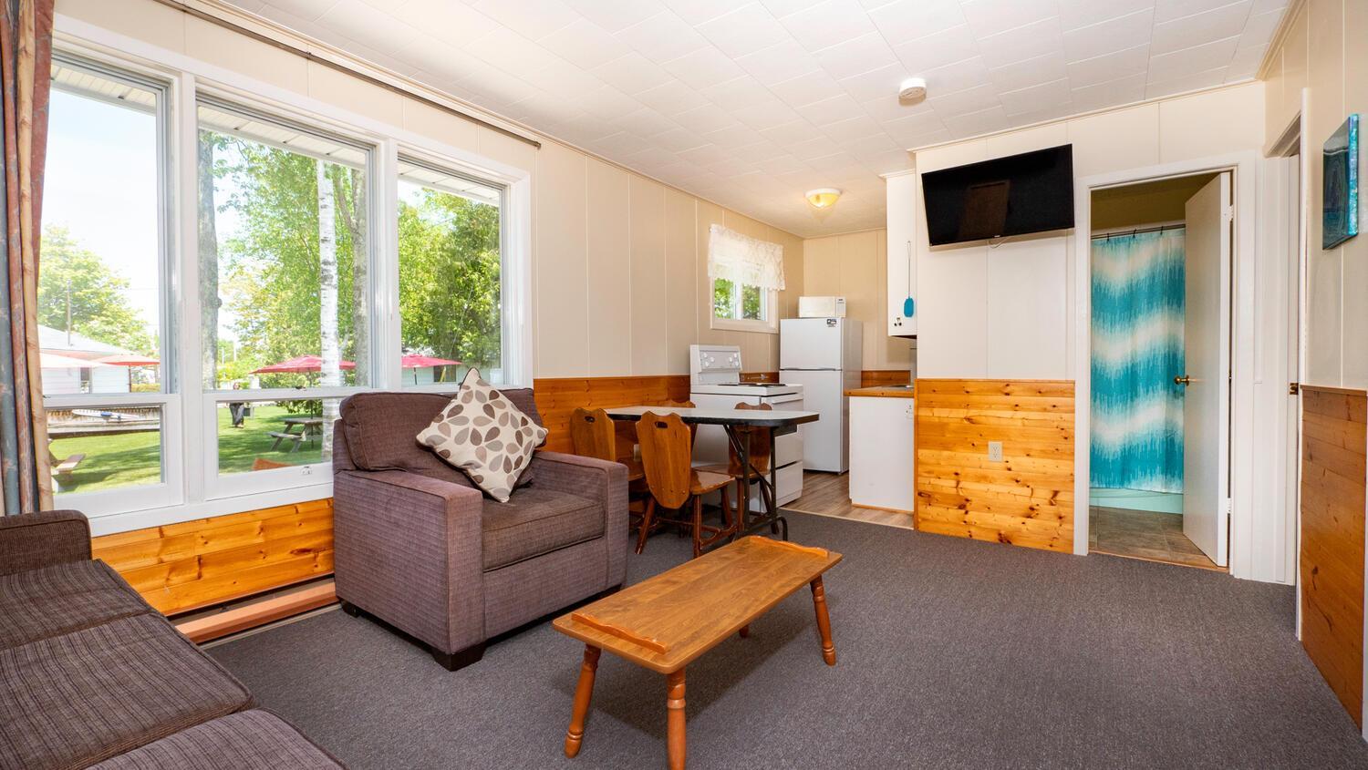 Bel Air Cottages and Motel