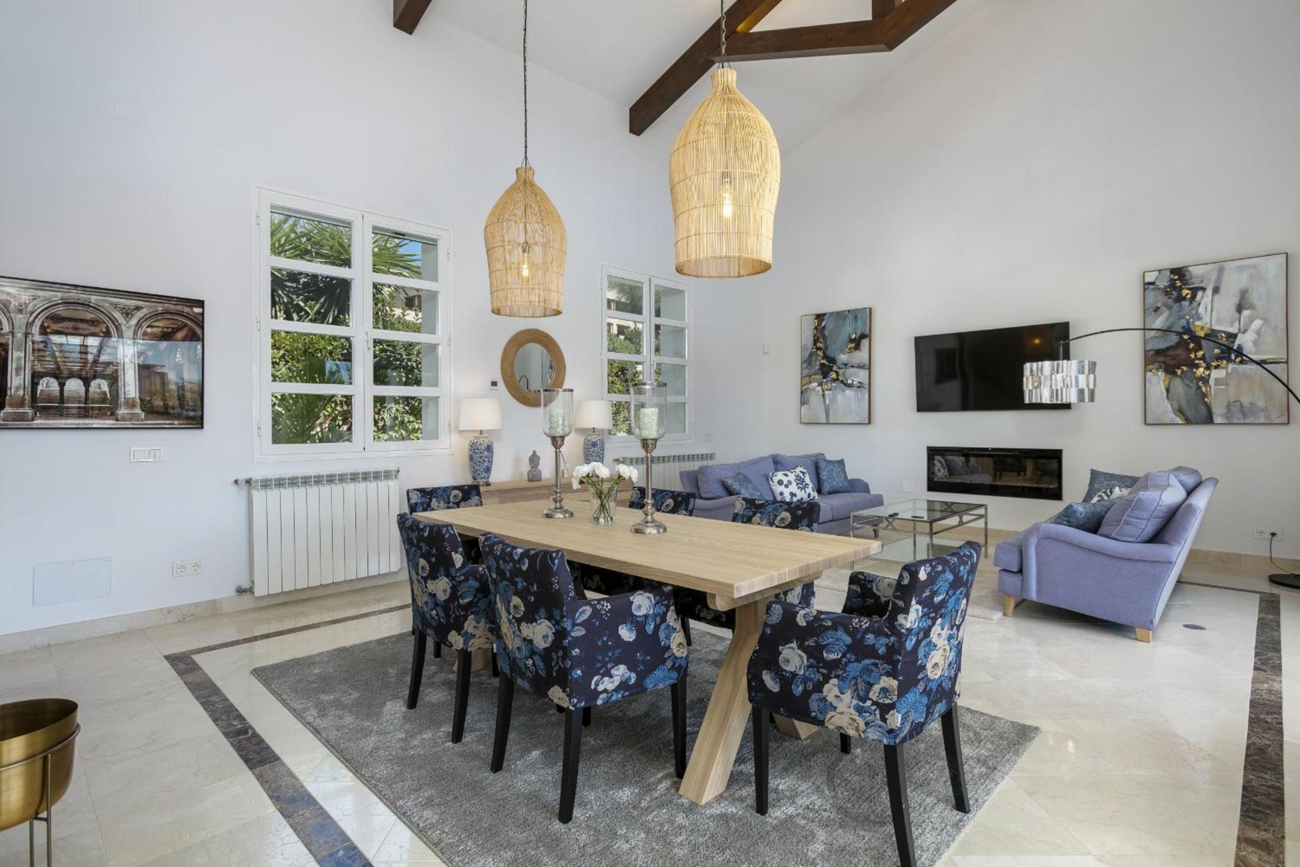 Villa La Perla by Finest Rentals