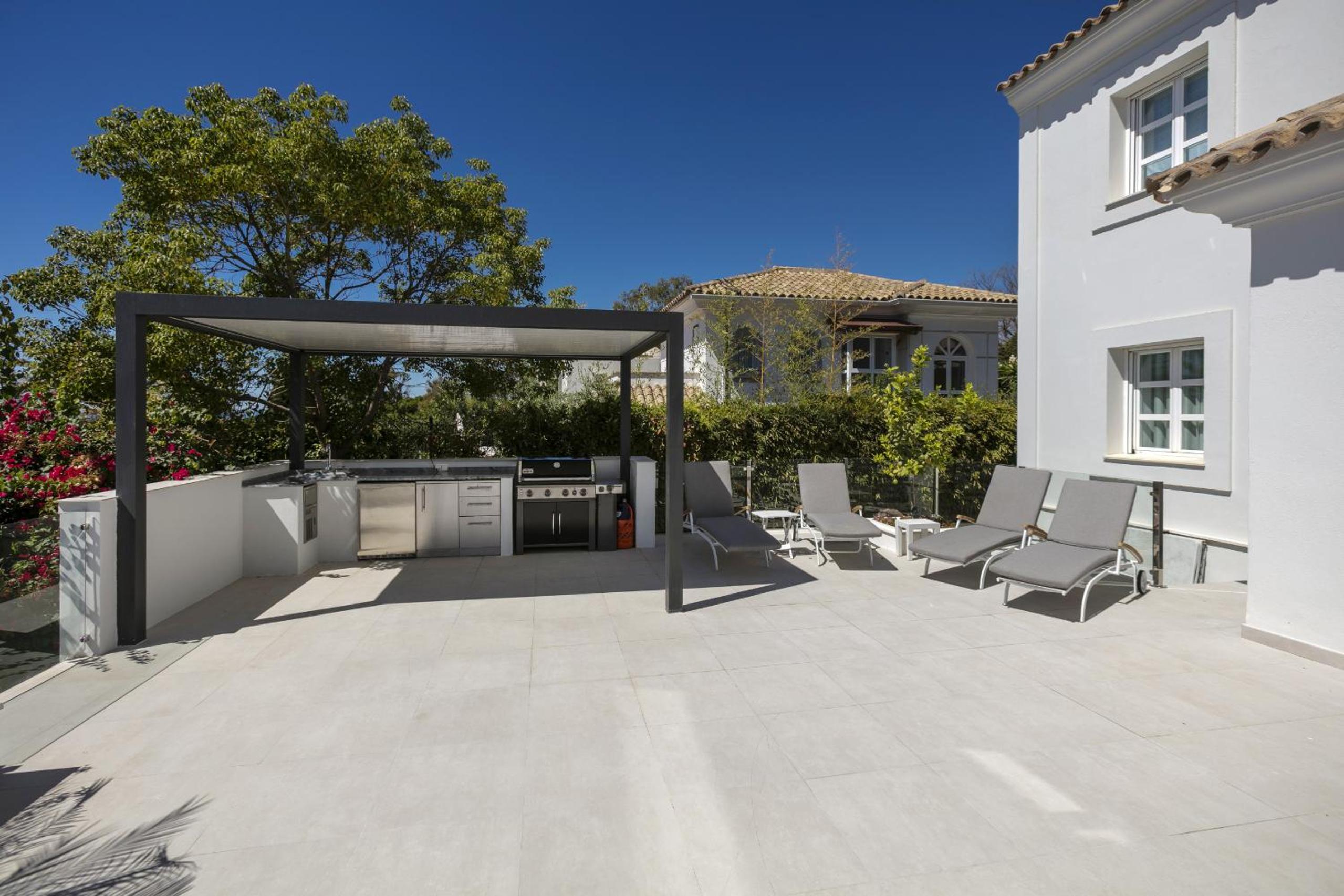 Villa La Perla by Finest Rentals