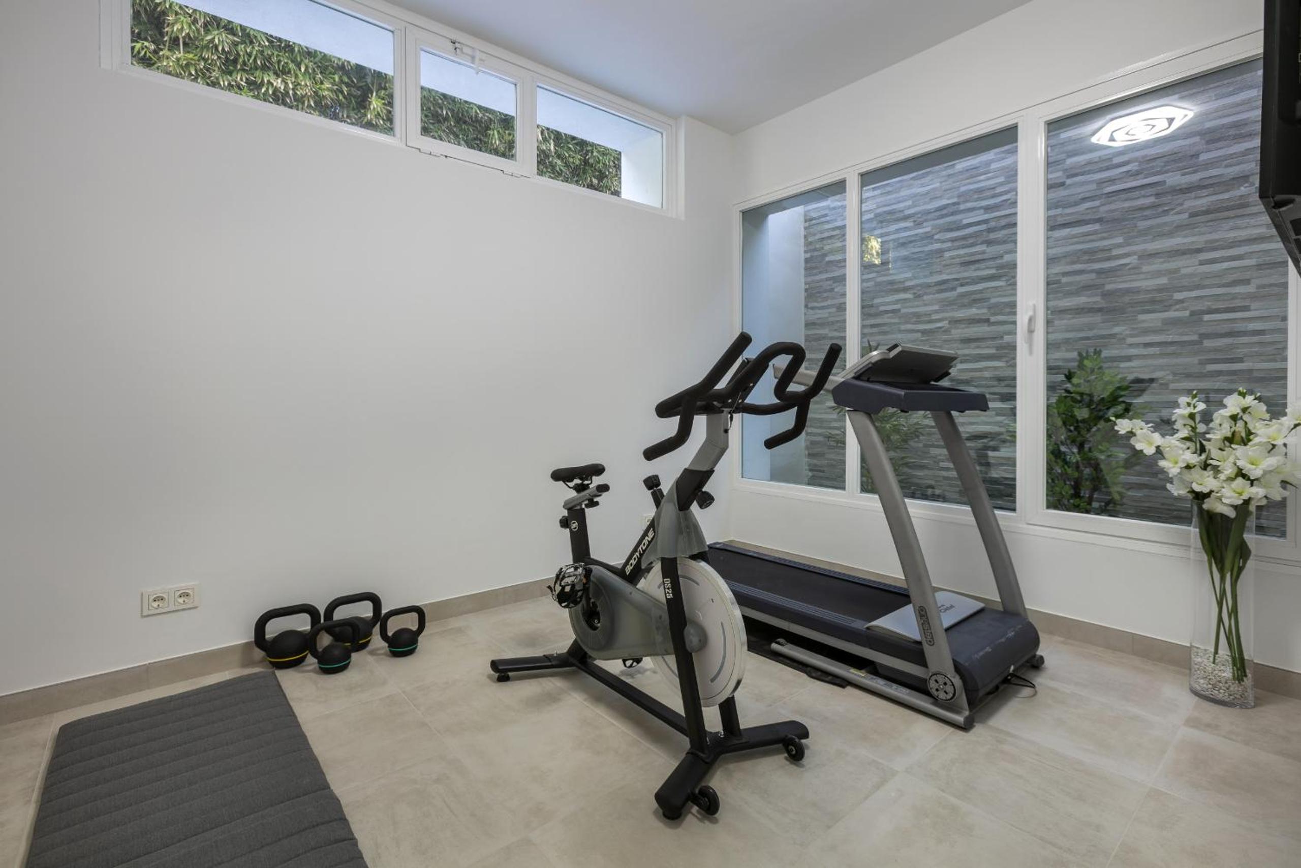 Villa La Perla by Finest Rentals