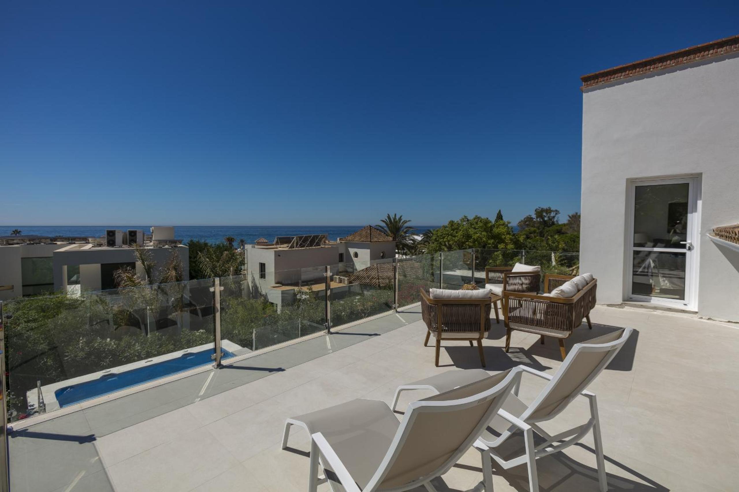 Villa La Perla by Finest Rentals